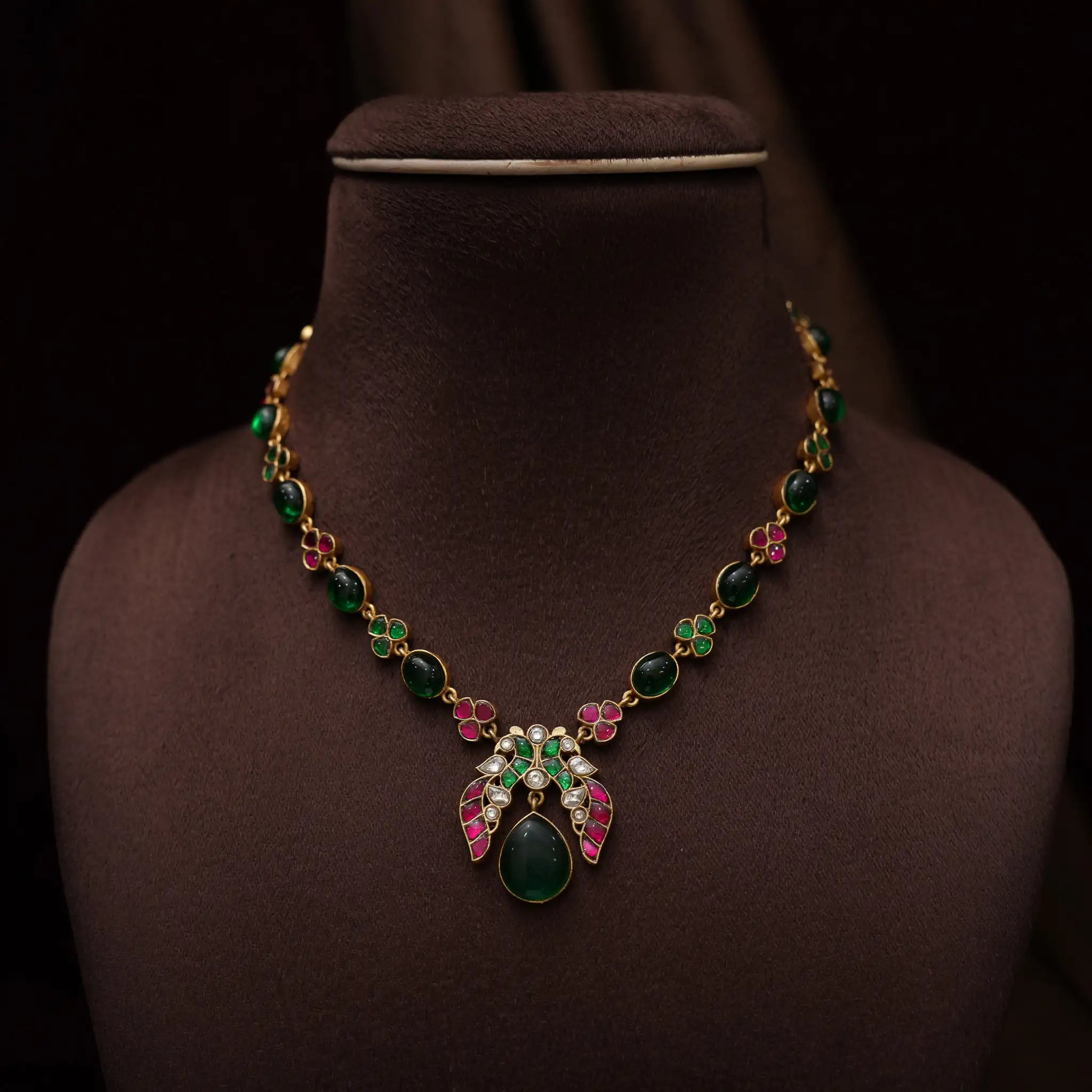 Hradini Polki Necklace - Kira