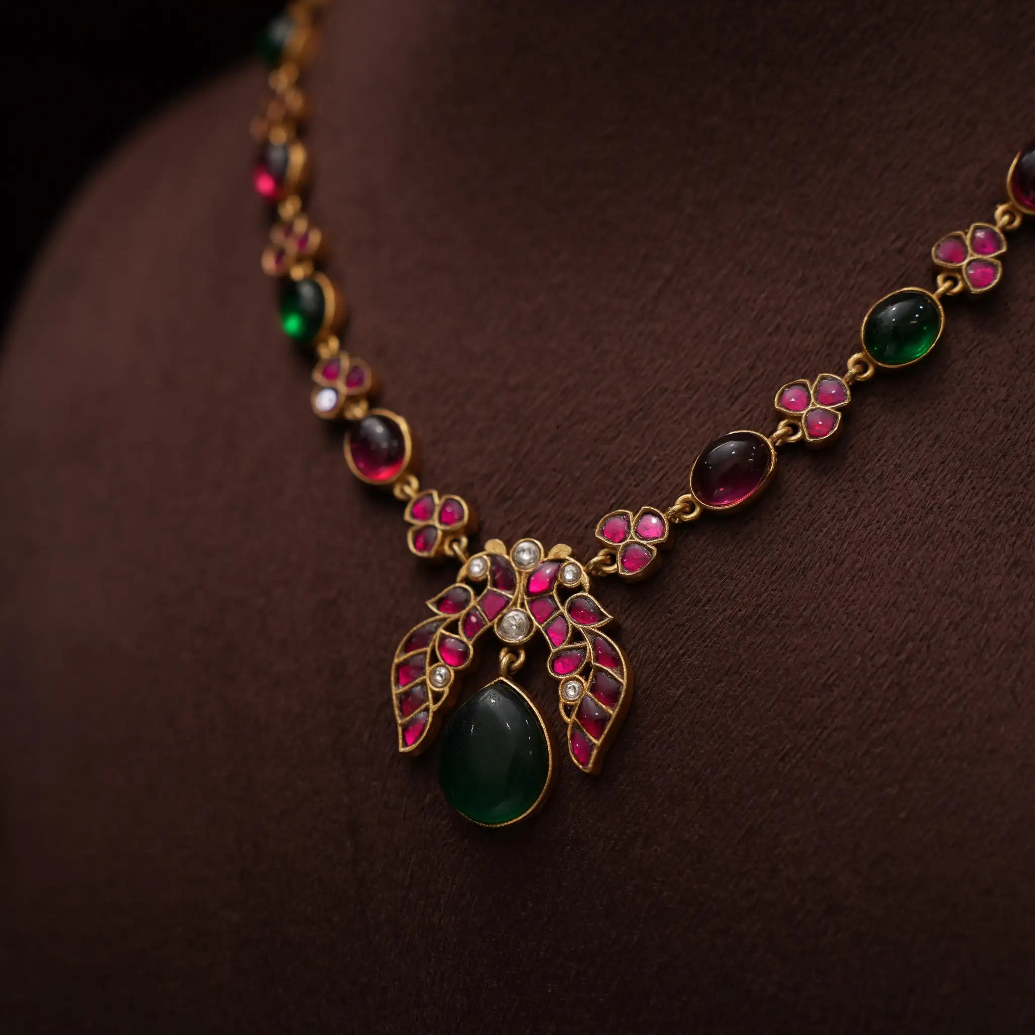 Hradini Polki Necklace - Luca