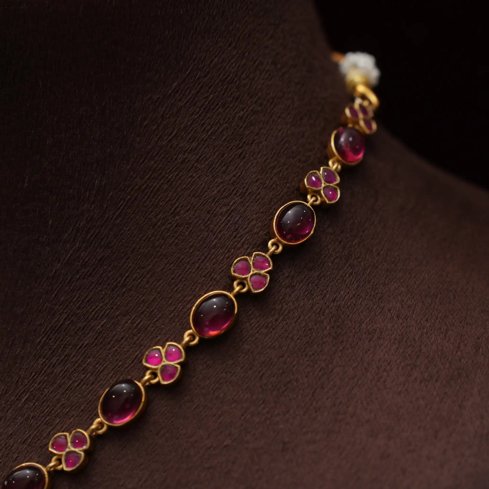 Hradini Polki Necklace - Luna