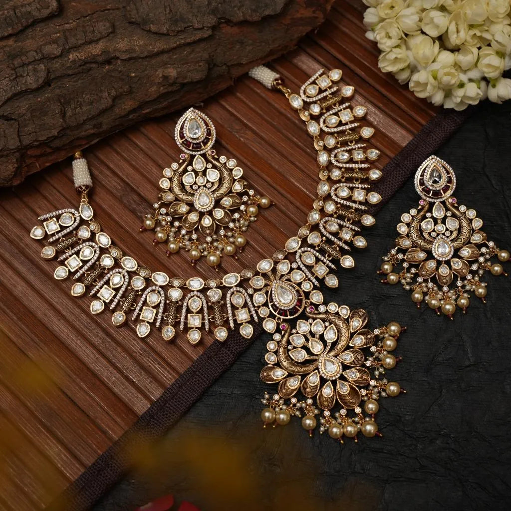 Hruhani Kundan Necklace