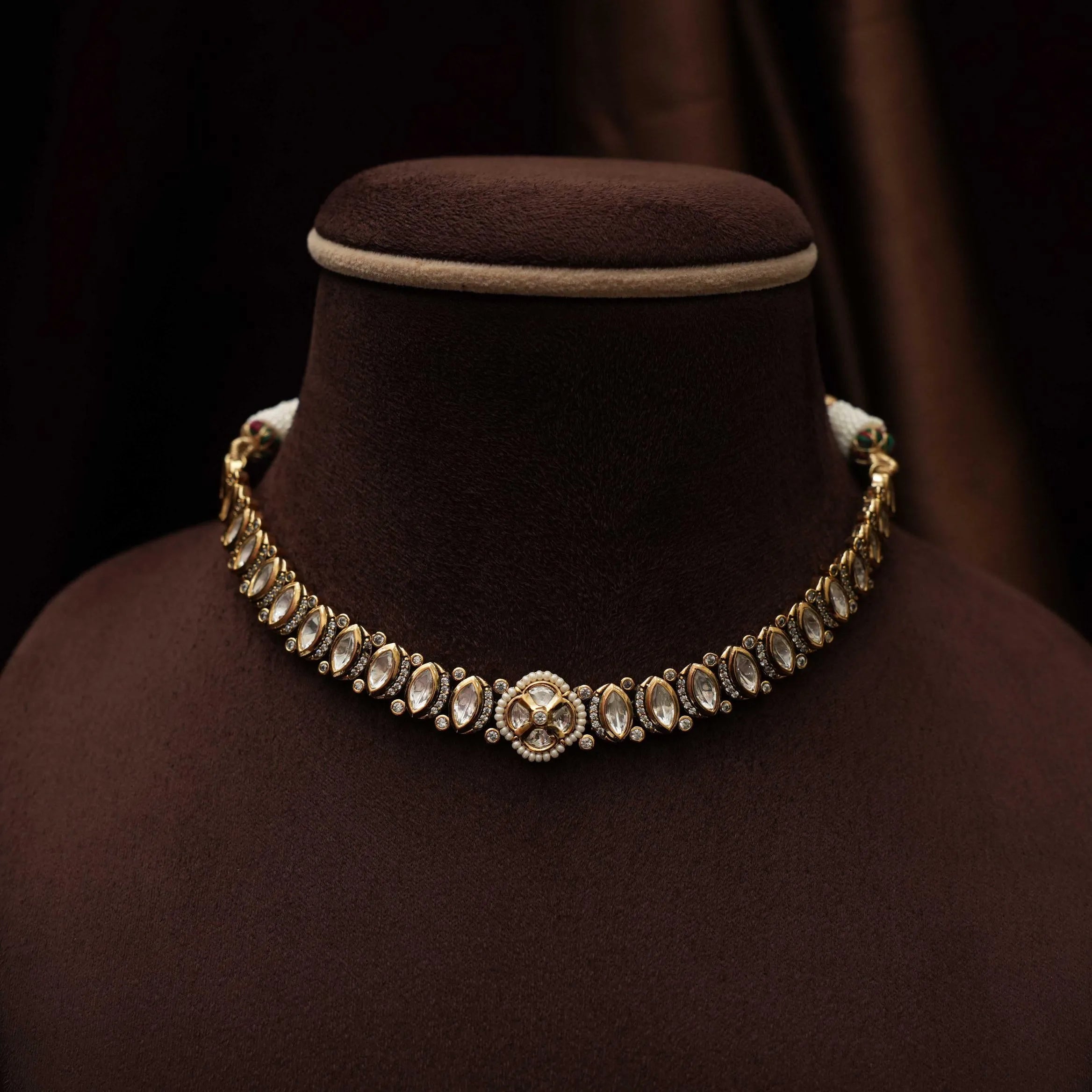 Idraani Victorian Polki Choker