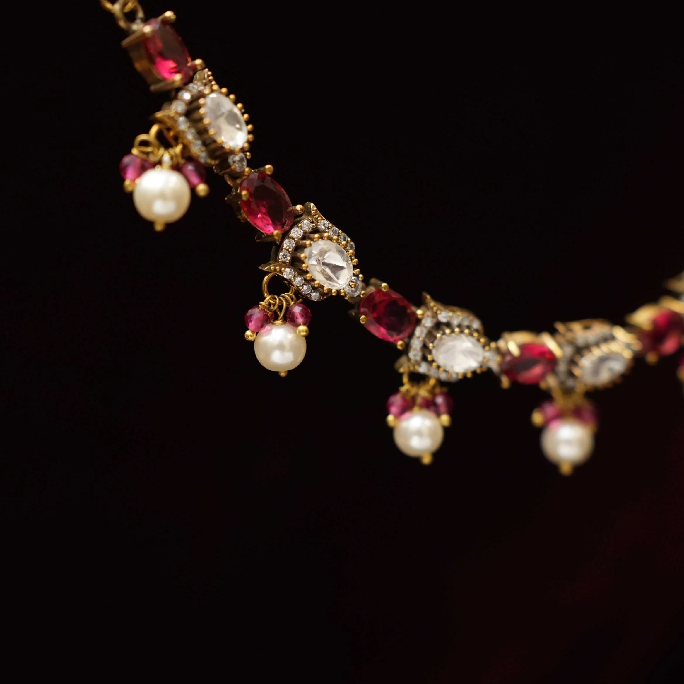 Inaaya Victorian Ear Chain - Reddish Pink