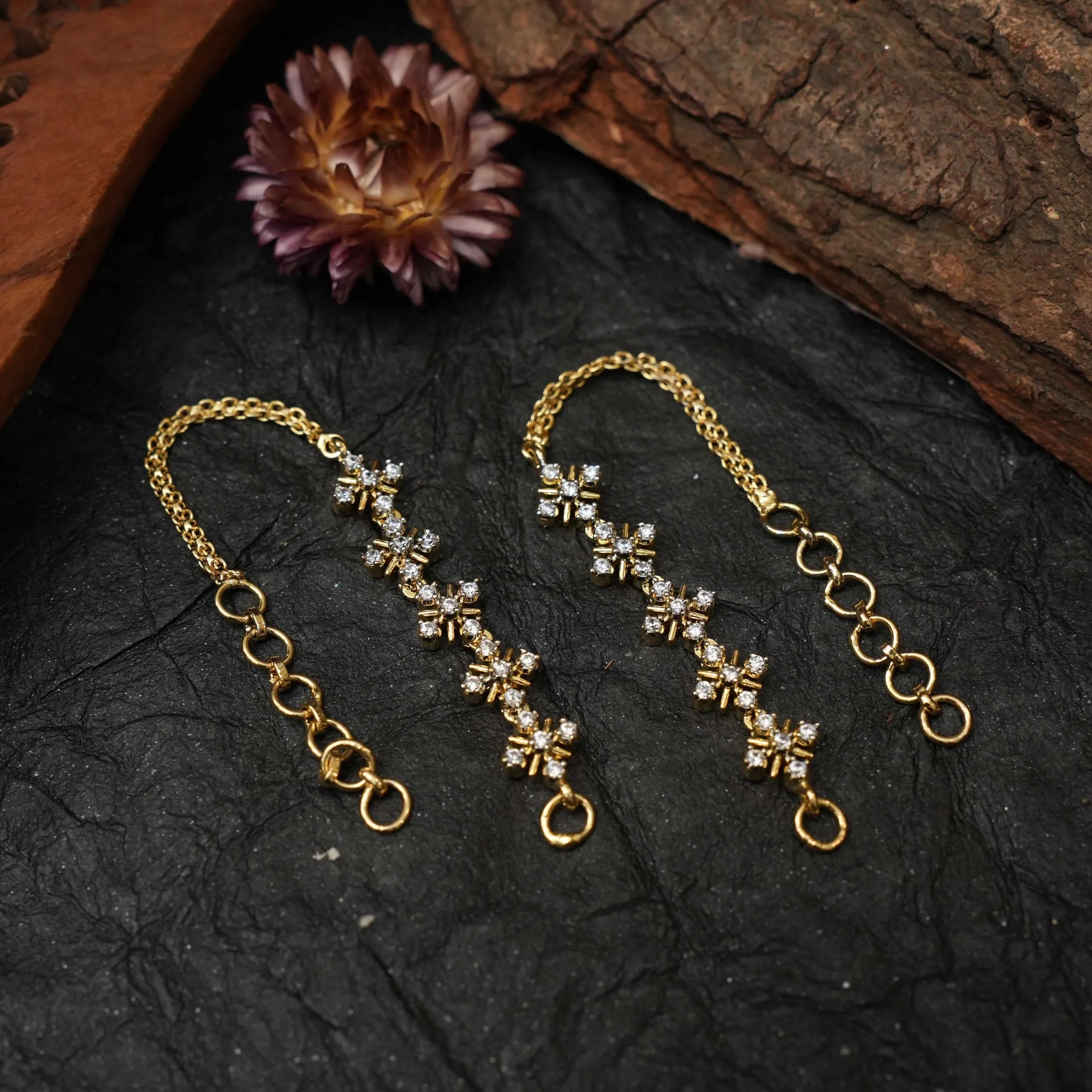 Ira Zircon Ear Chain