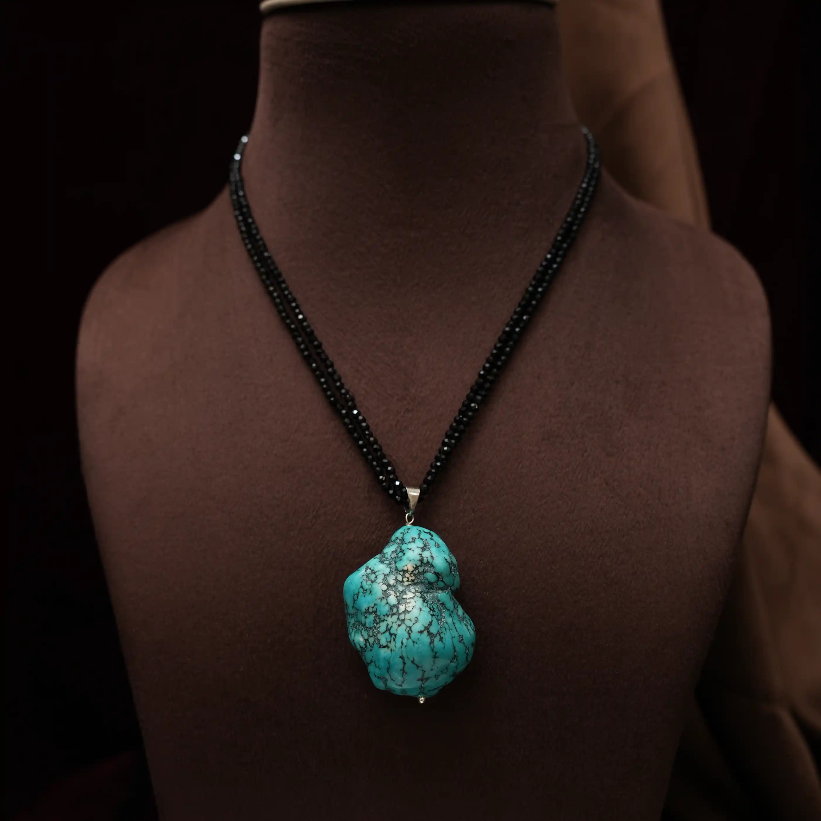 Iravika Beaded Necklace - Ria