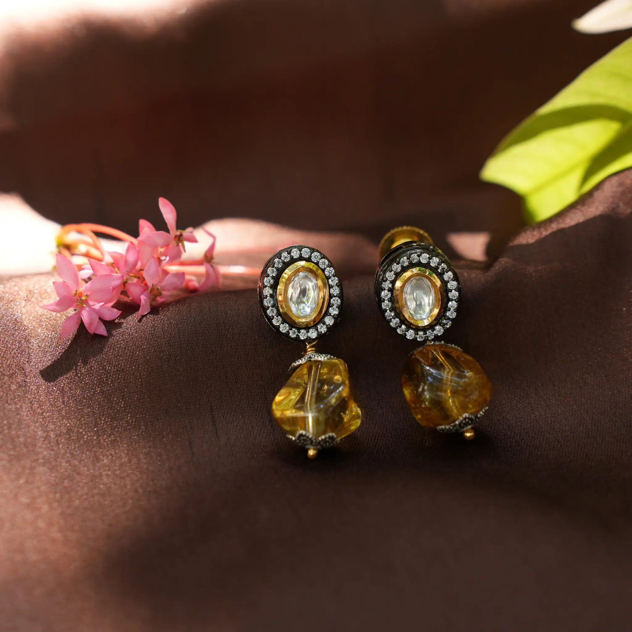 Ishayu Kundan Earrings - Yellow