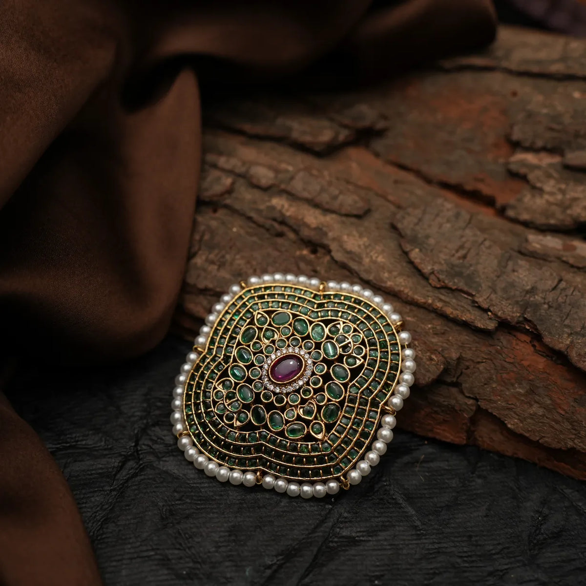 Ishita Antique Hair Pin / Rakkodi - Green