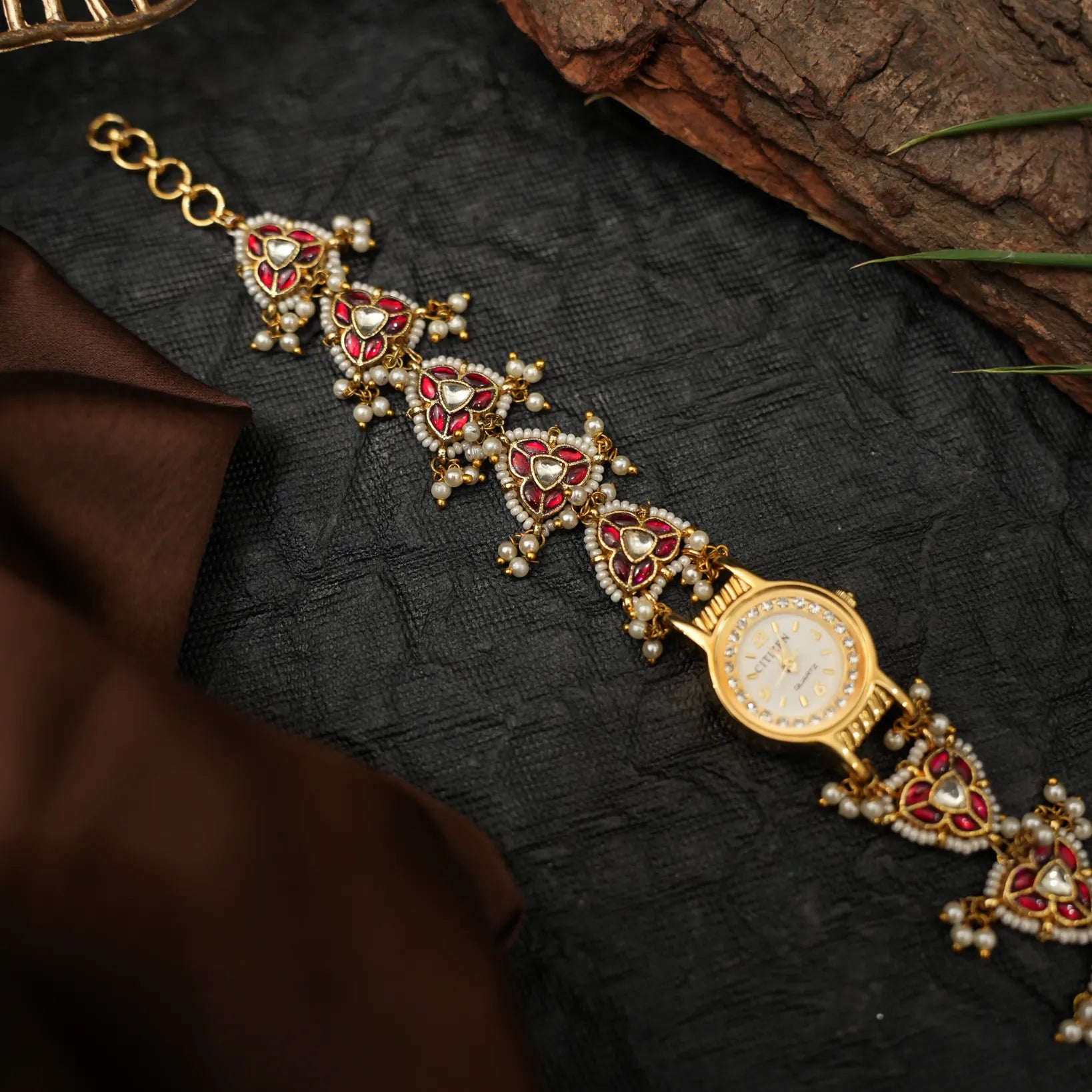 Isvara Polki Watch
