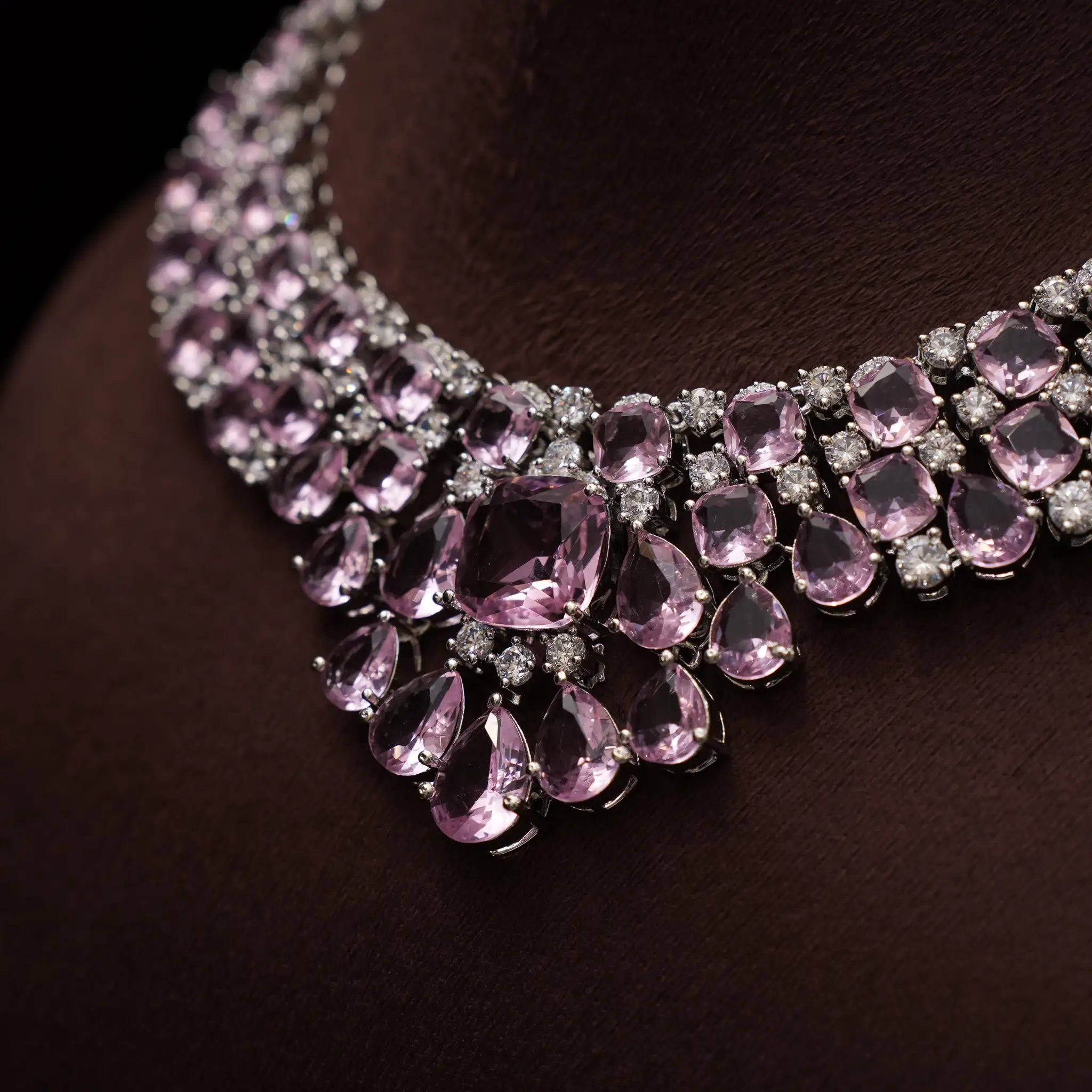 Jagrti Zircon Necklace - Light Pink