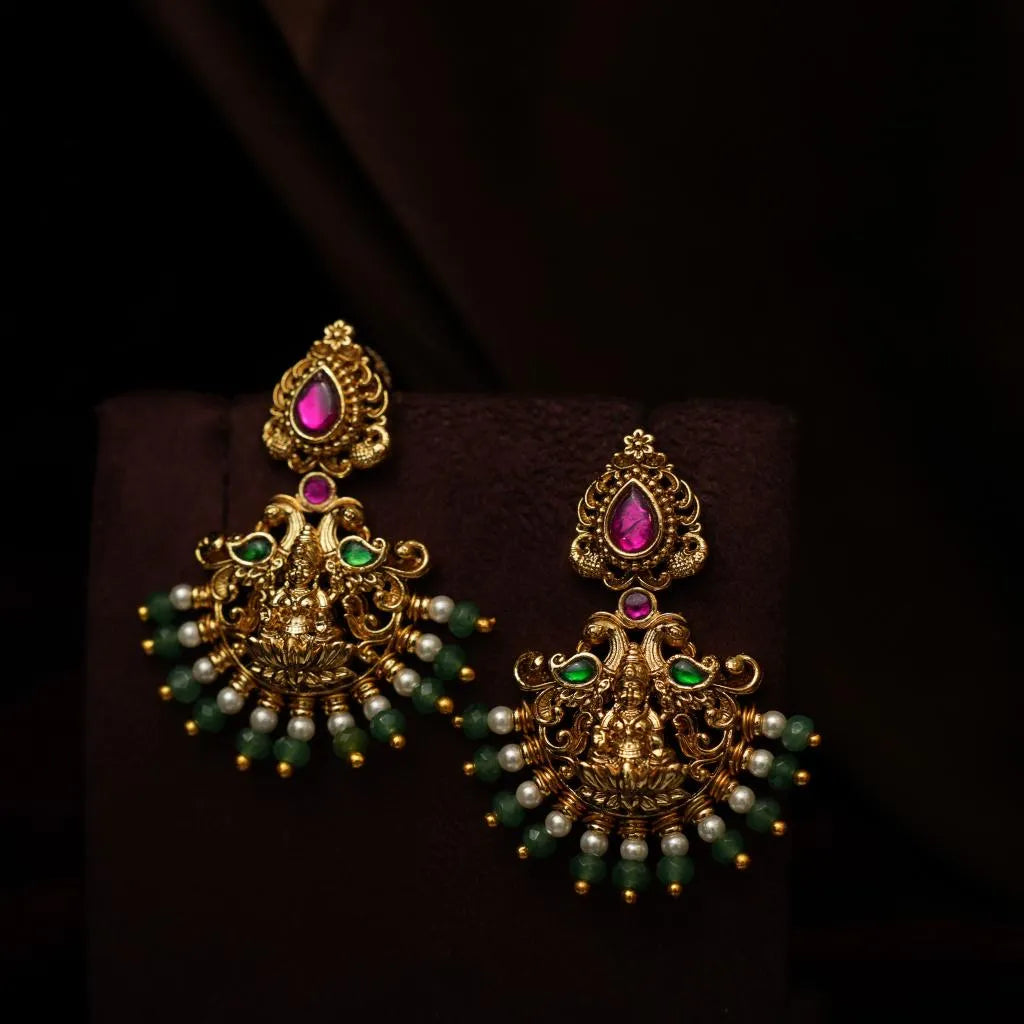 Jaimini Antique Necklace