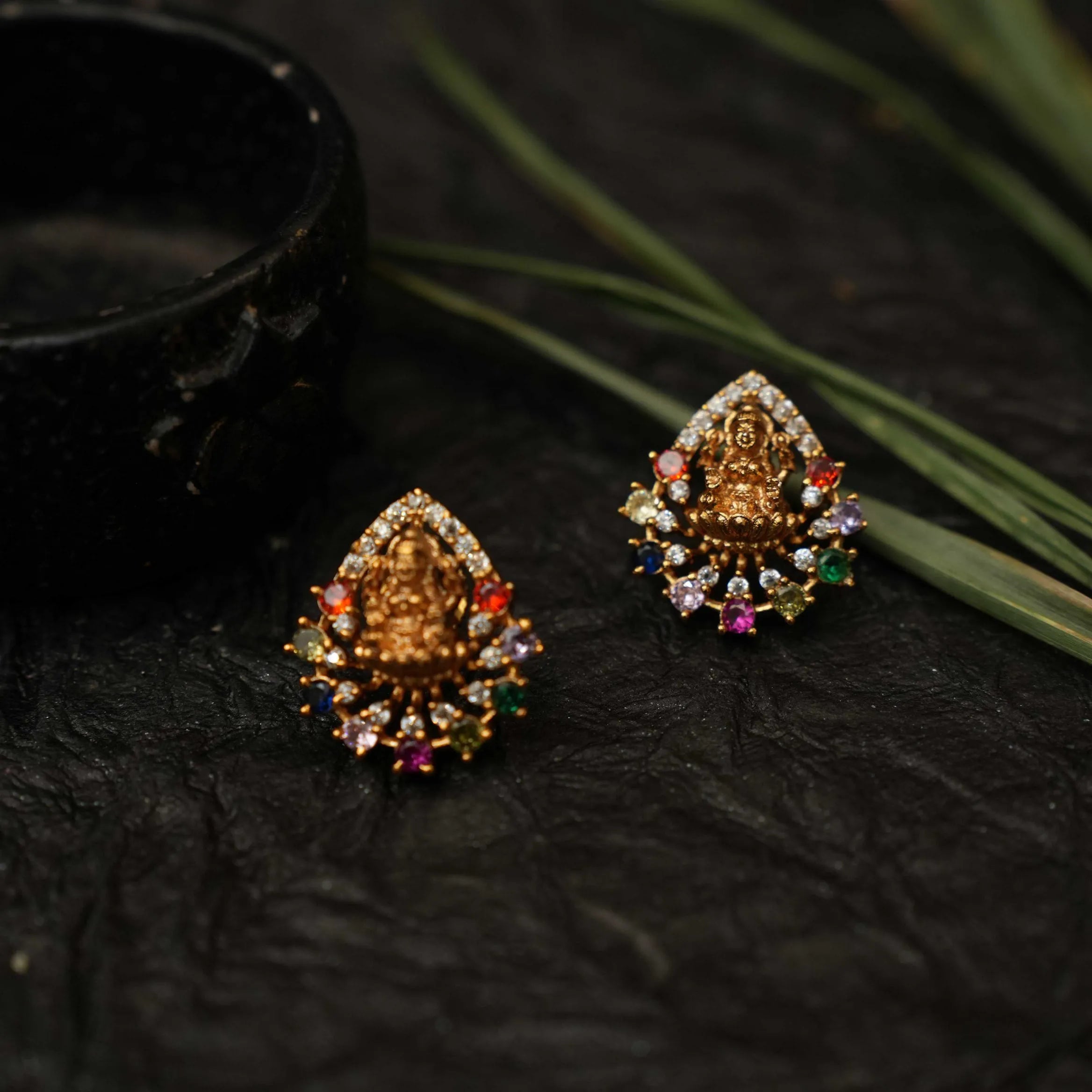 Jakshani Zircon Ear Stud - Multicolor