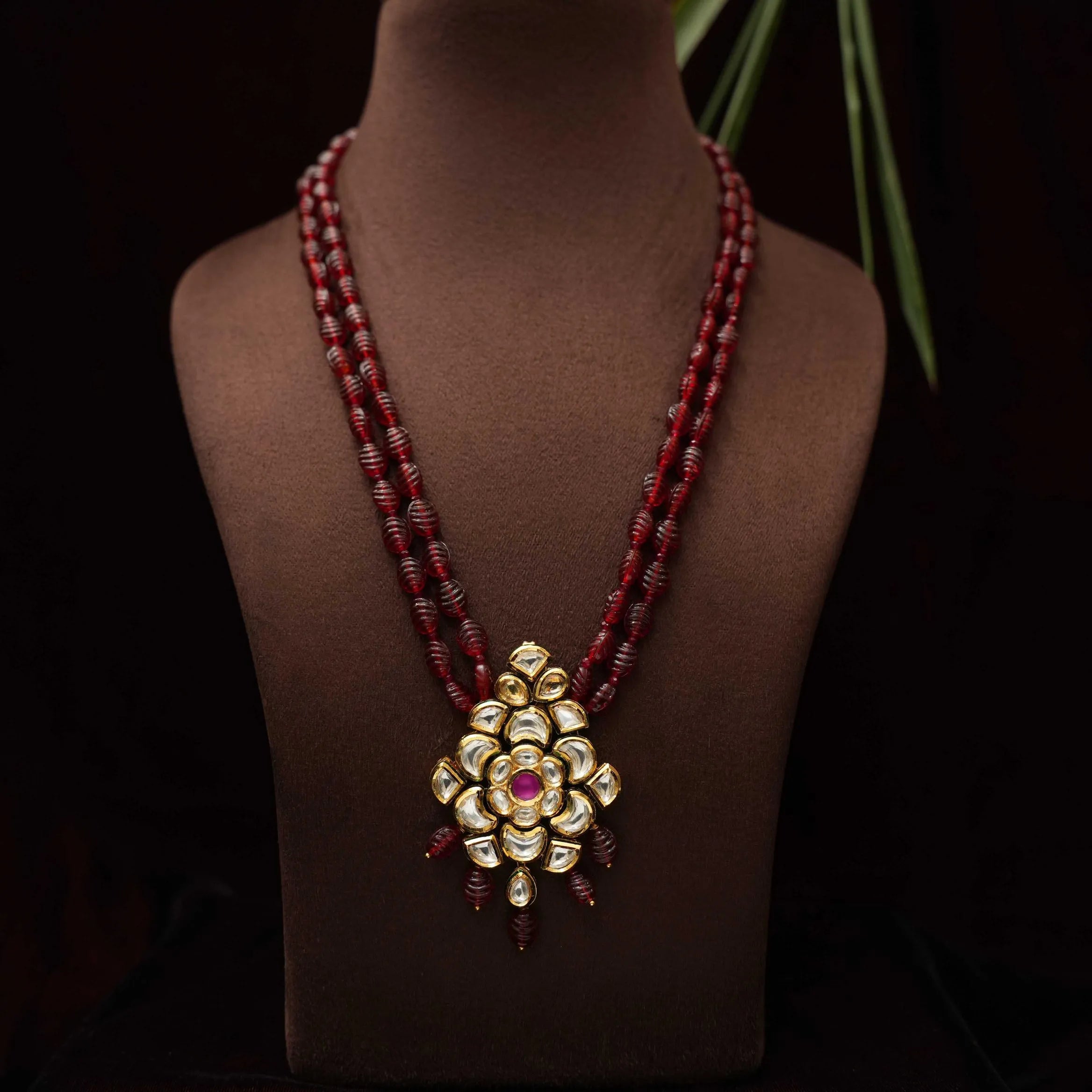 Janu Kundan Necklace