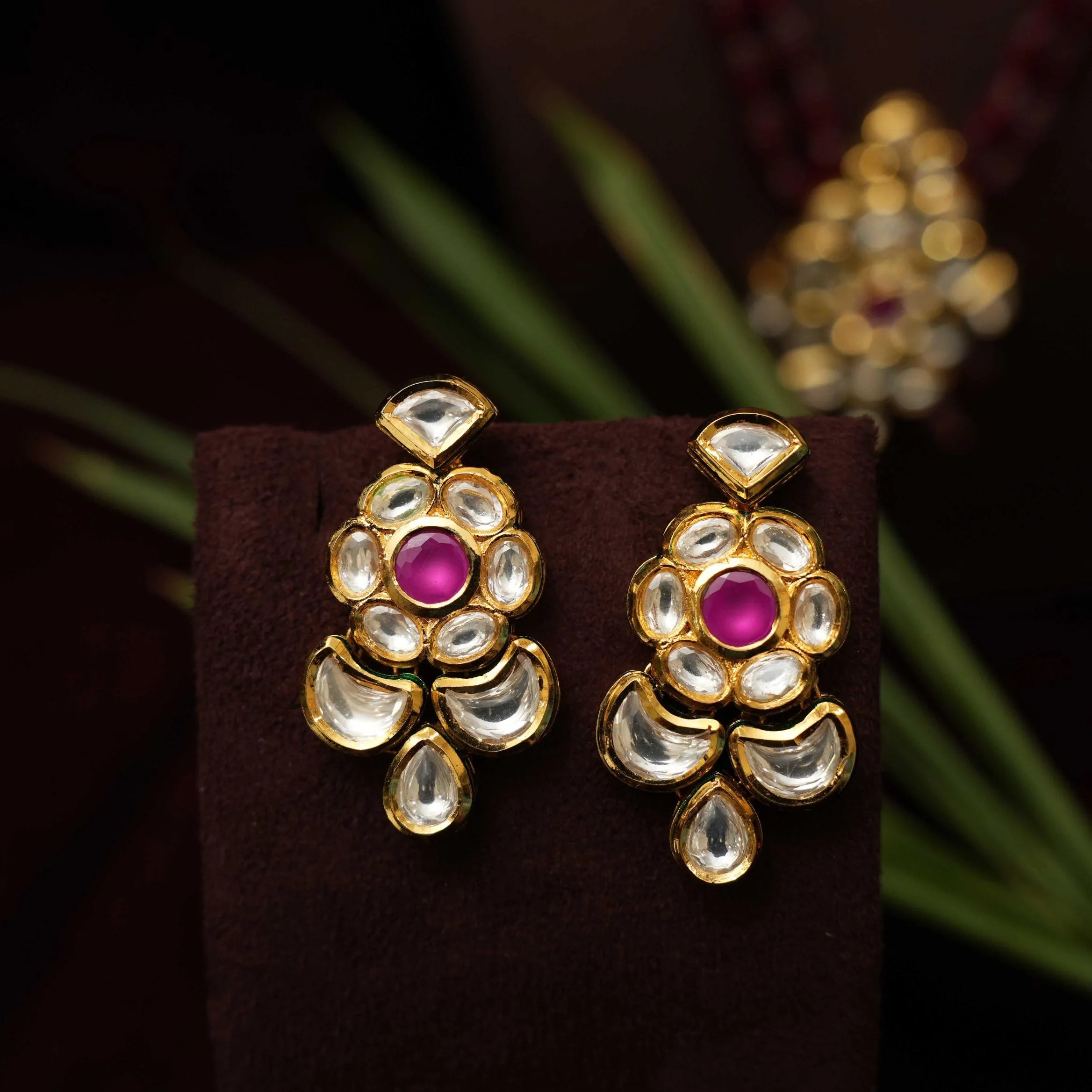 Janu Kundan Necklace