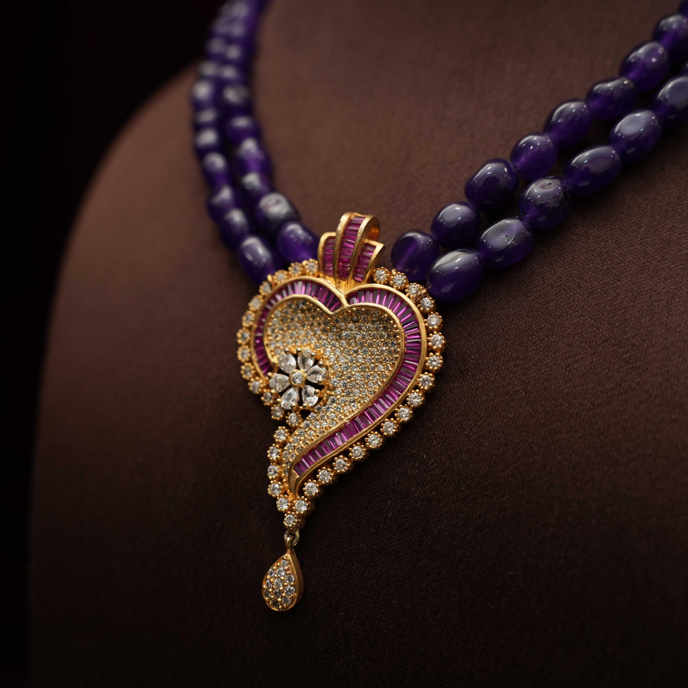 Janvi Beaded Necklace