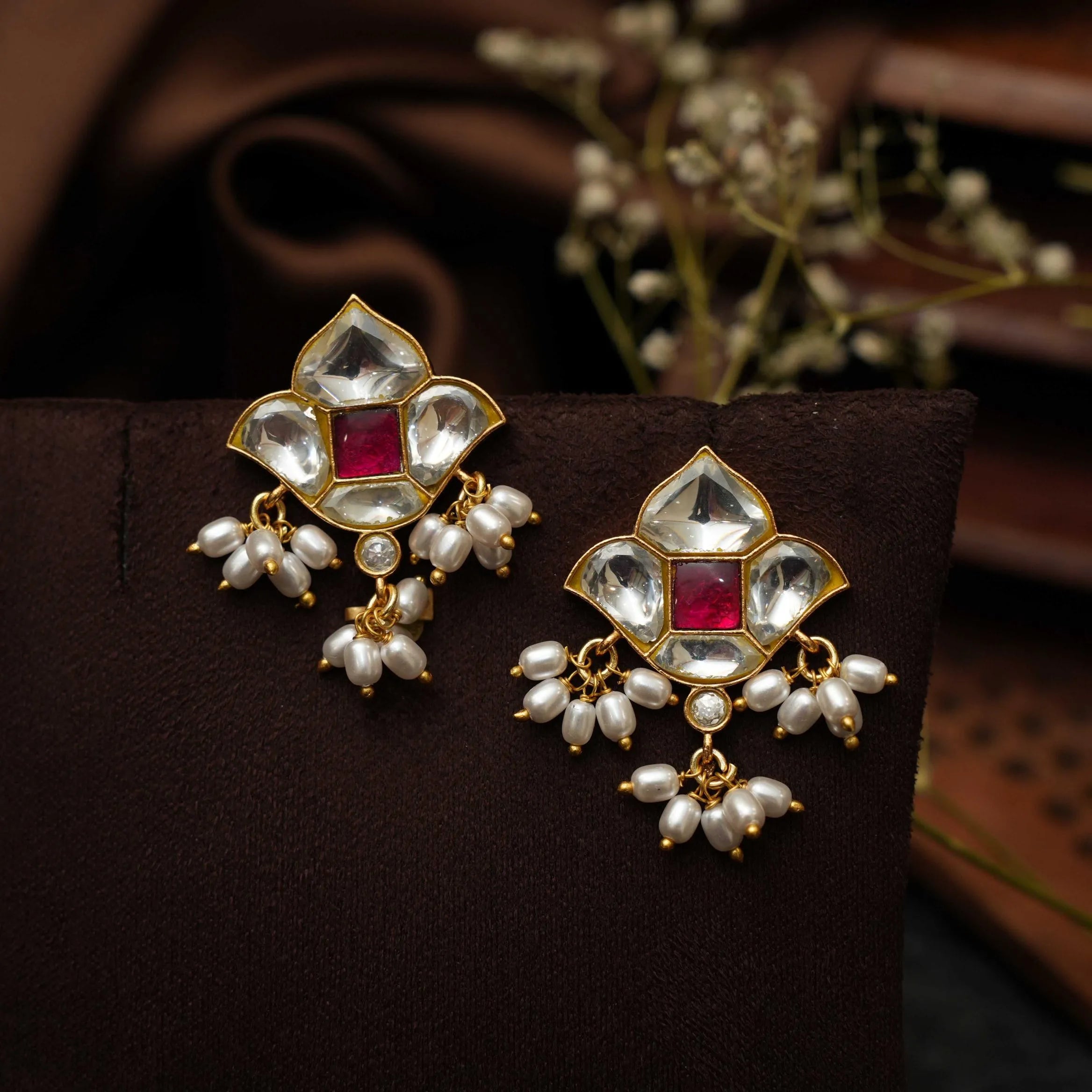 Jasviri Polki Ear Stud - Red