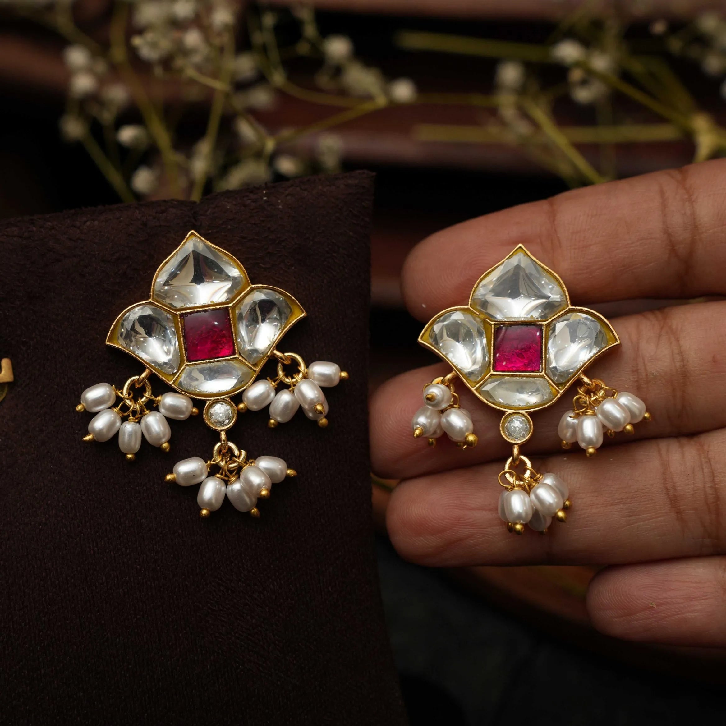 Jasviri Polki Ear Stud - Red