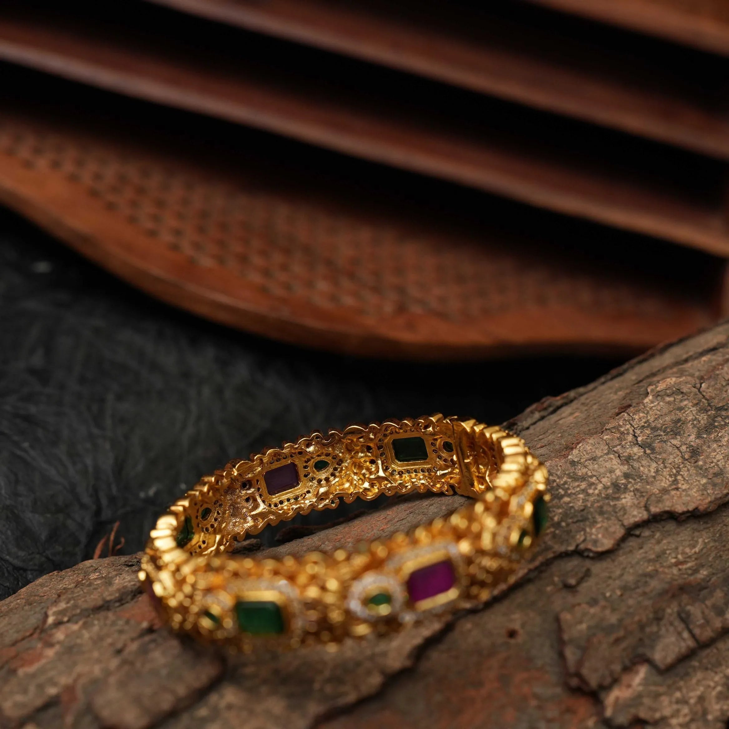 Jaya Antique Bangle