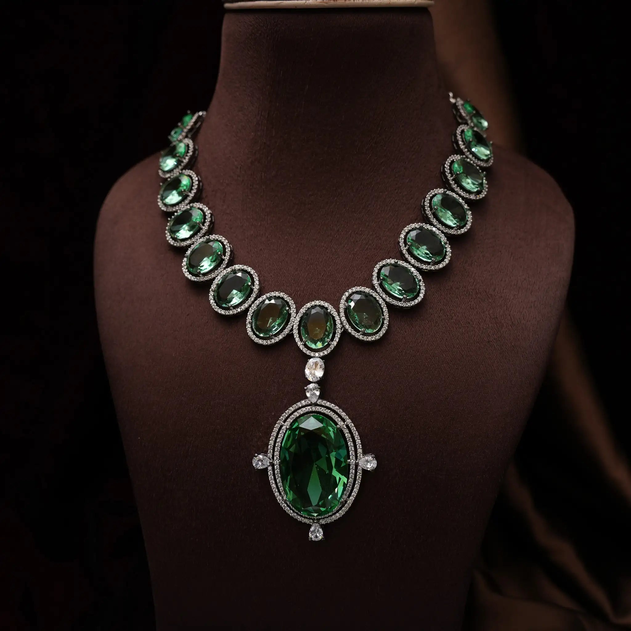 Jayani Zircon Necklace - Emerald Green