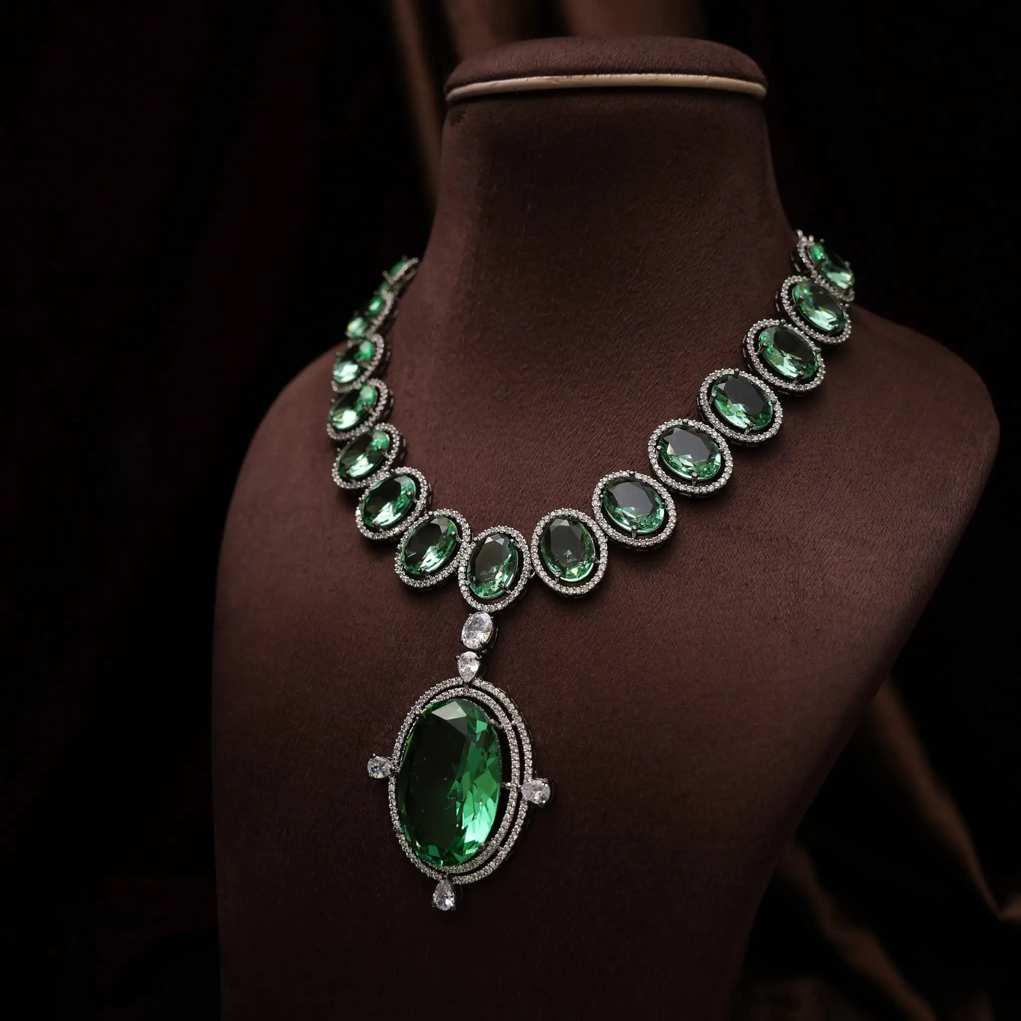 Jayani Zircon Necklace - Emerald Green