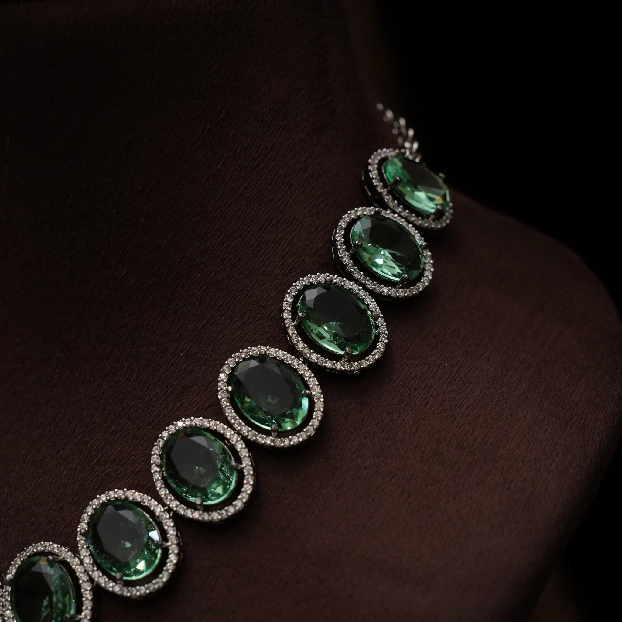 Jayani Zircon Necklace - Emerald Green