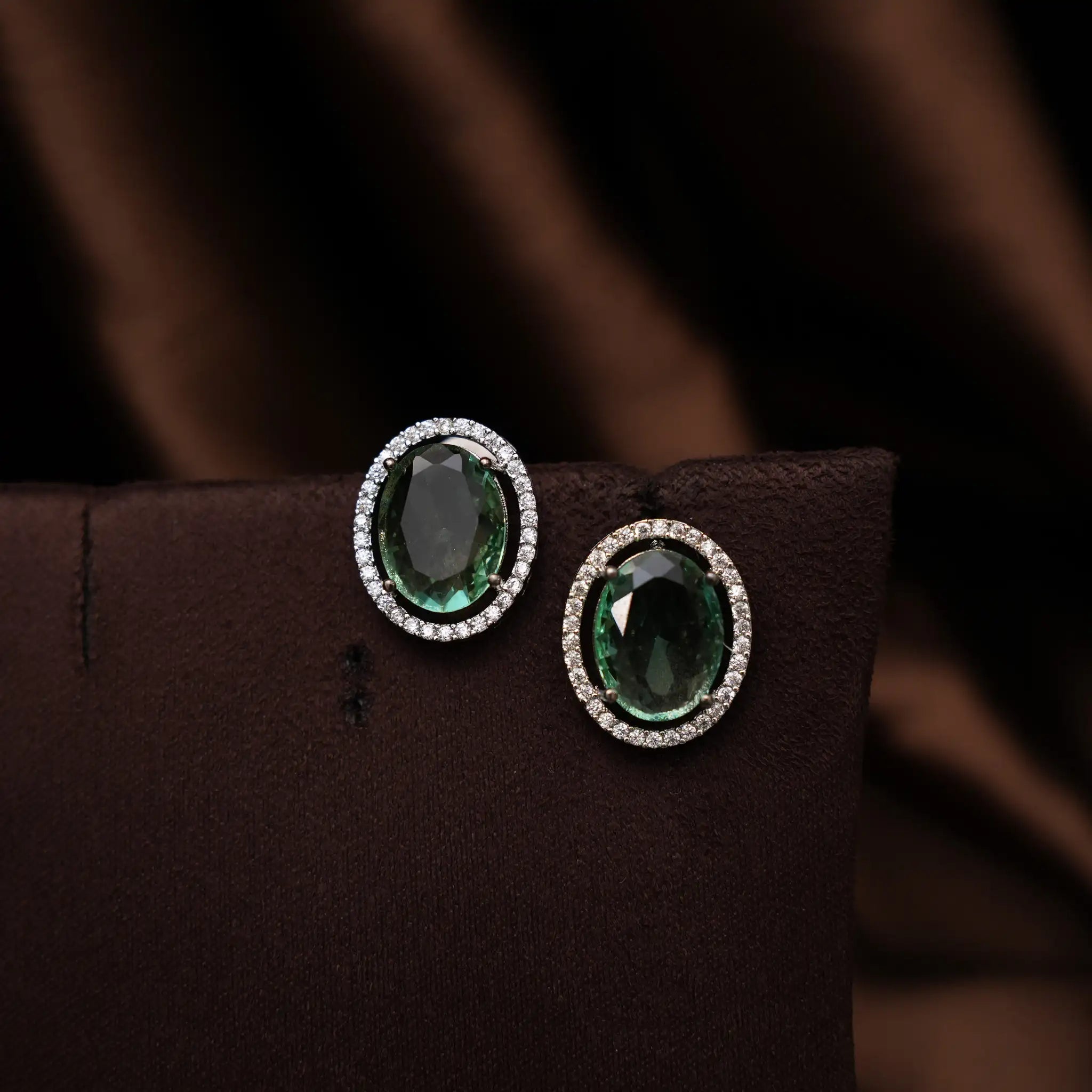 Jayani Zircon Necklace - Emerald Green