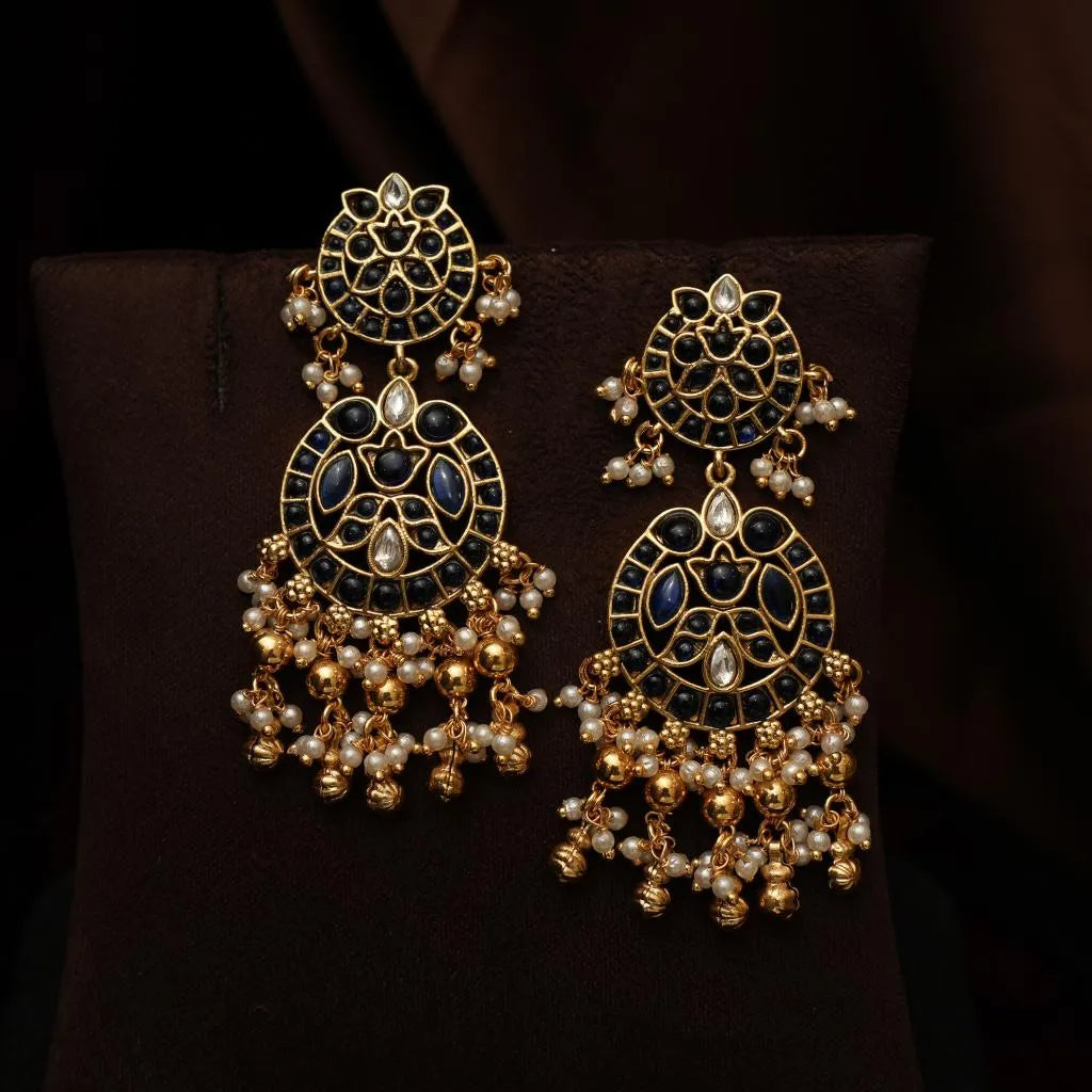 Jayisnu Antique Necklace