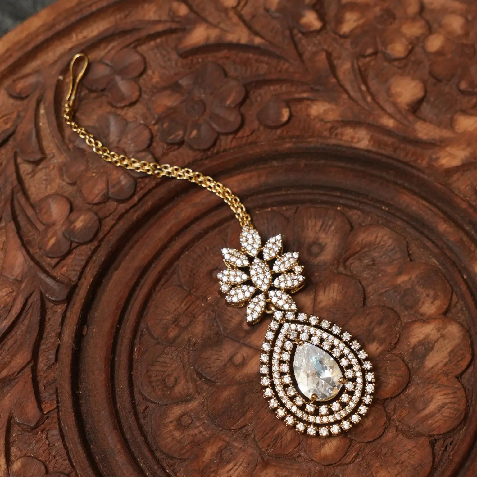 Jaynika Zircon Tikka - White