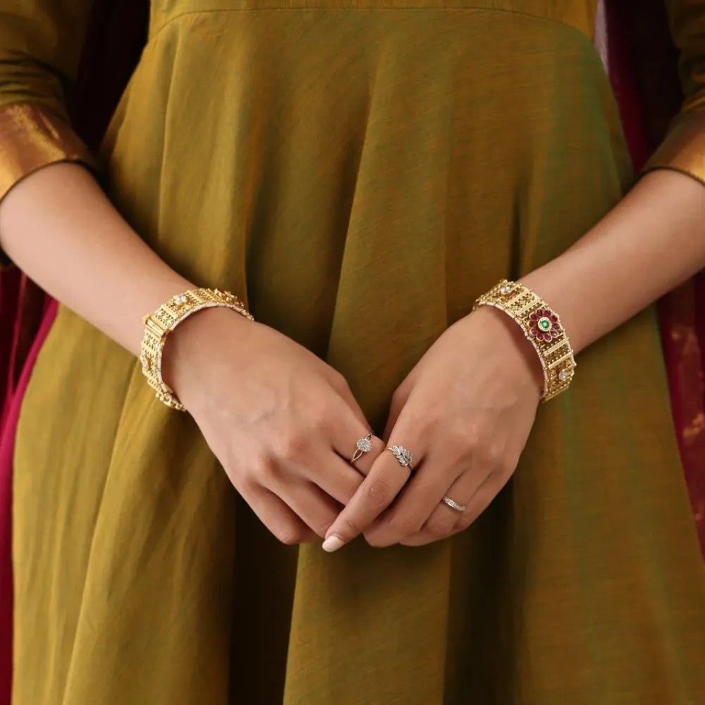 Jeevitha Antique Bangles