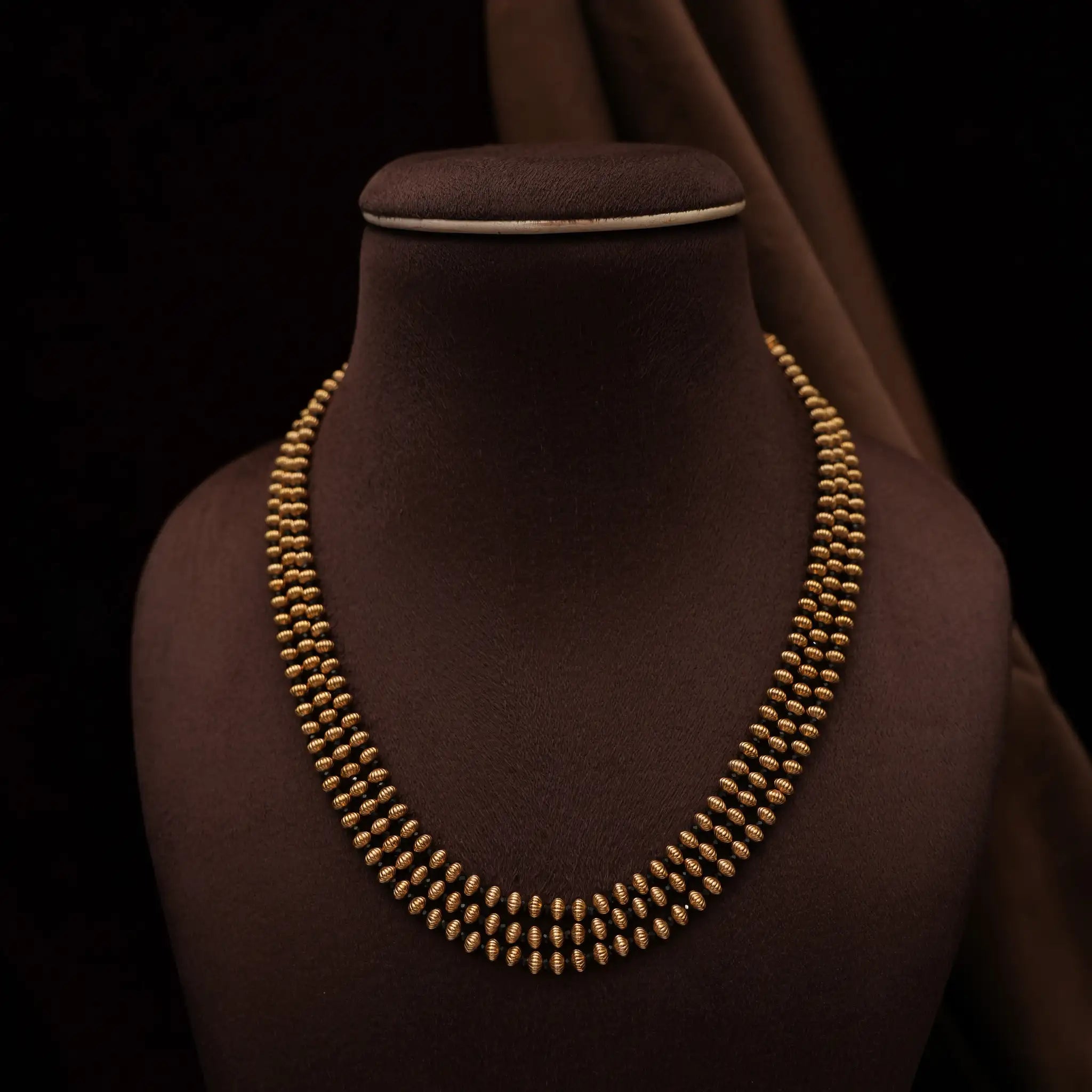 Jemrah Antique Necklace - Black