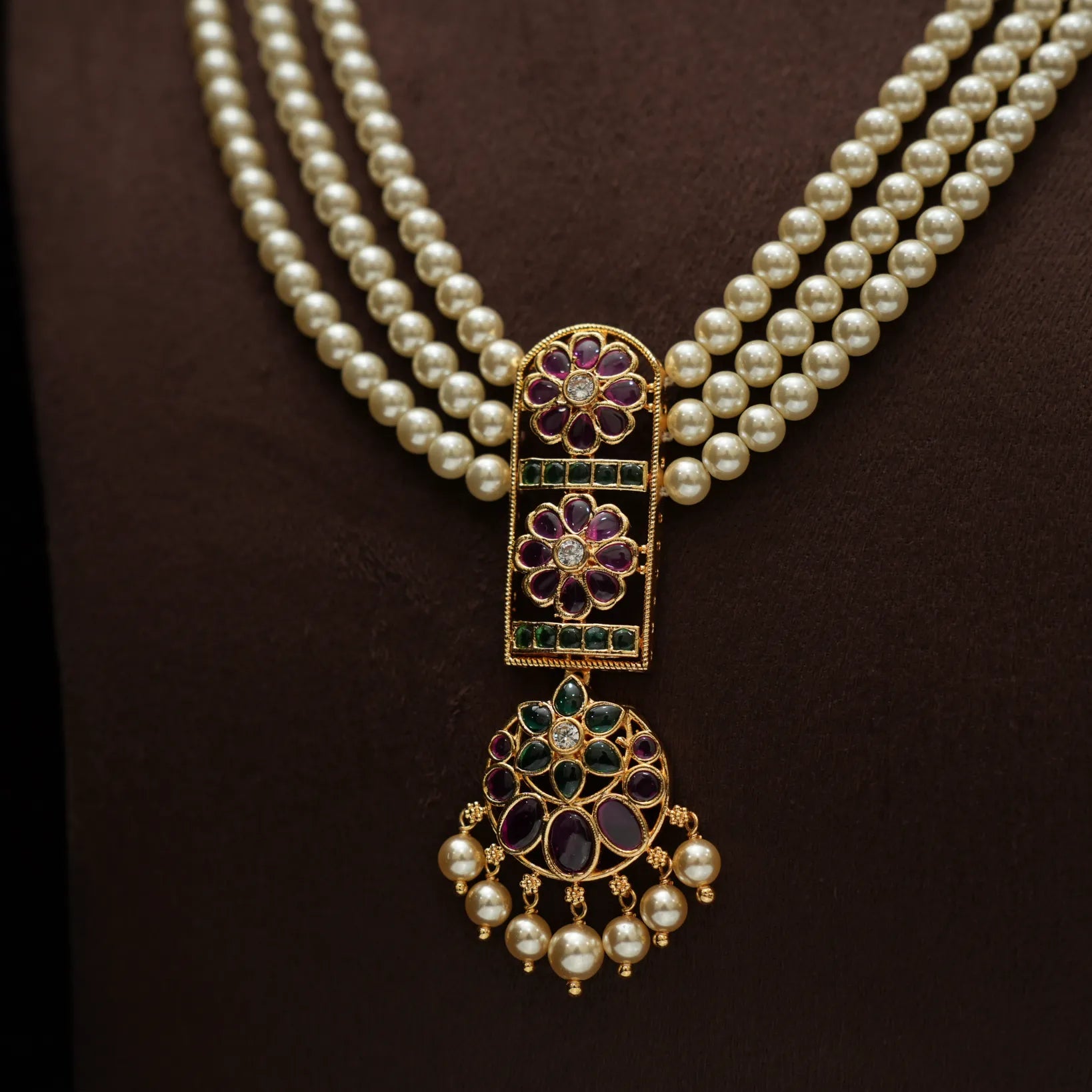 Jitvari Pearl Antique Necklace