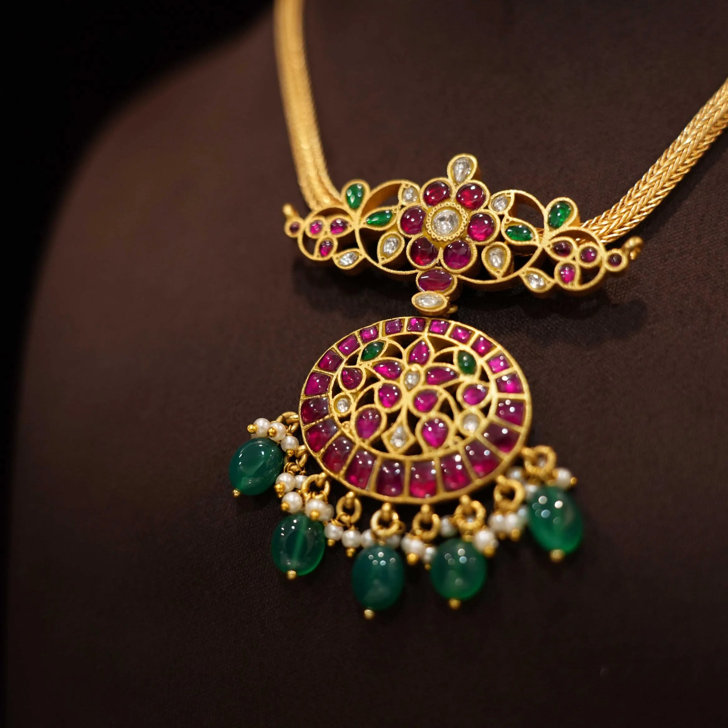 Jiya Polki Attigai Choker