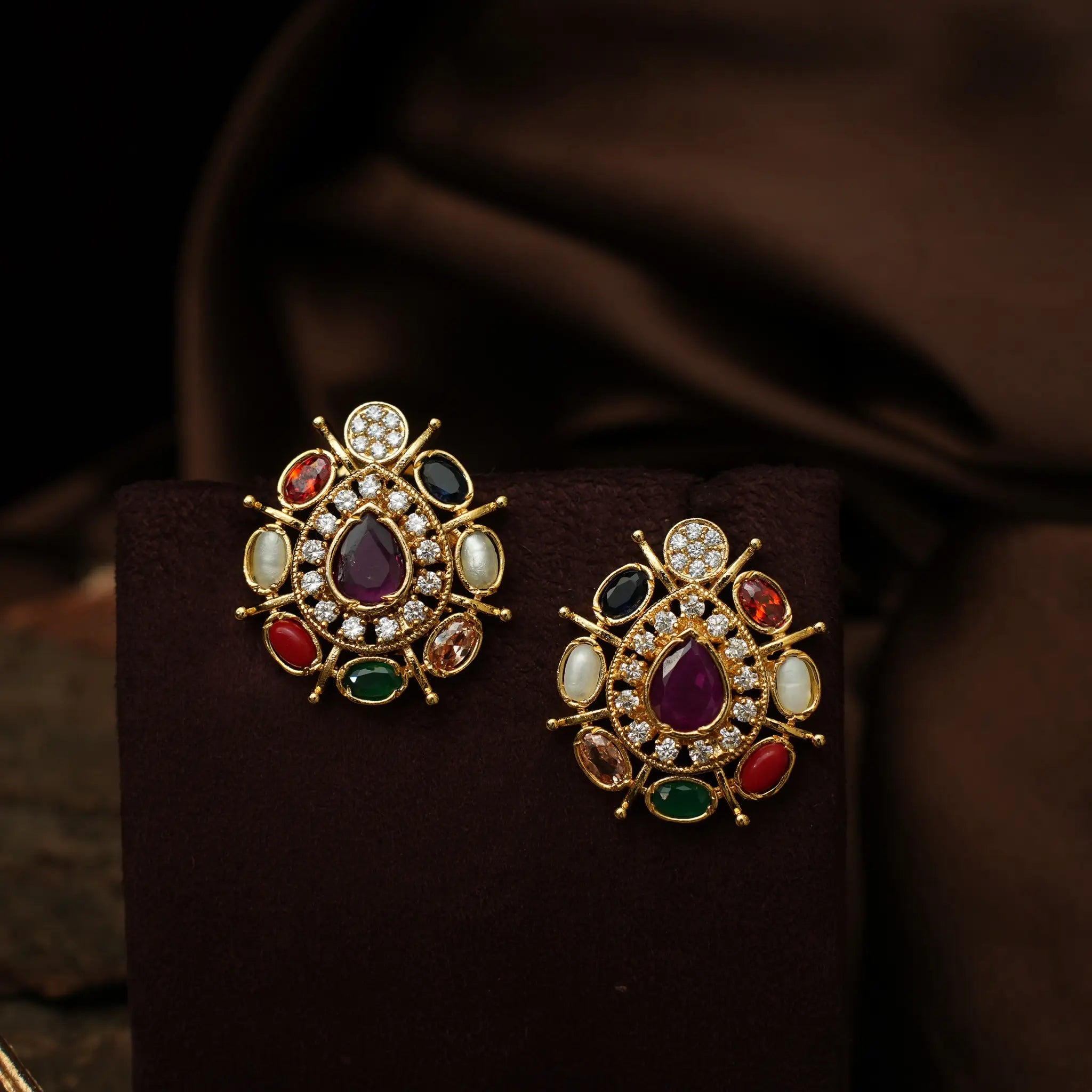 Joshua Navaratna Ear Stud - Multicolor