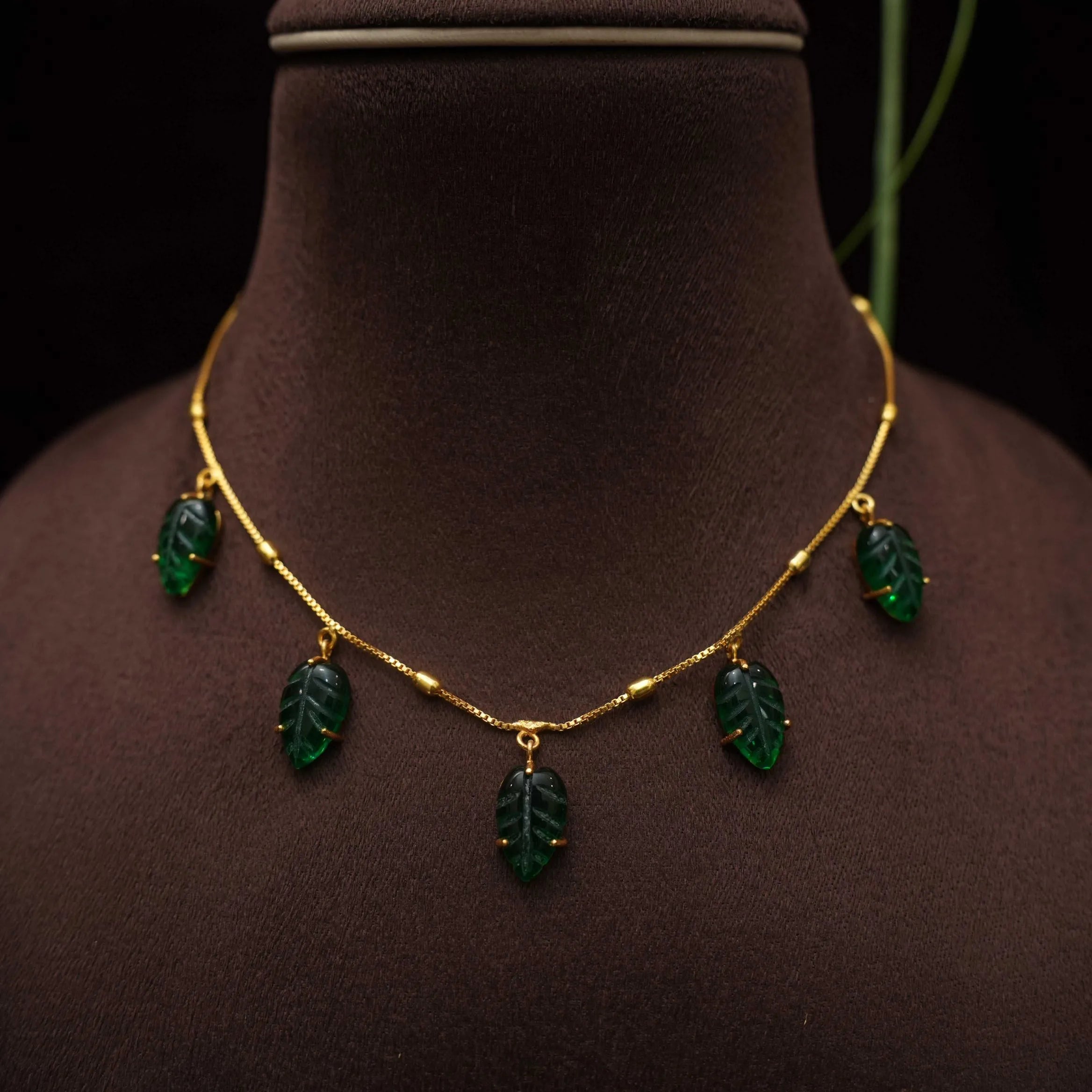 Kalyani Minimalistic Necklace - Green