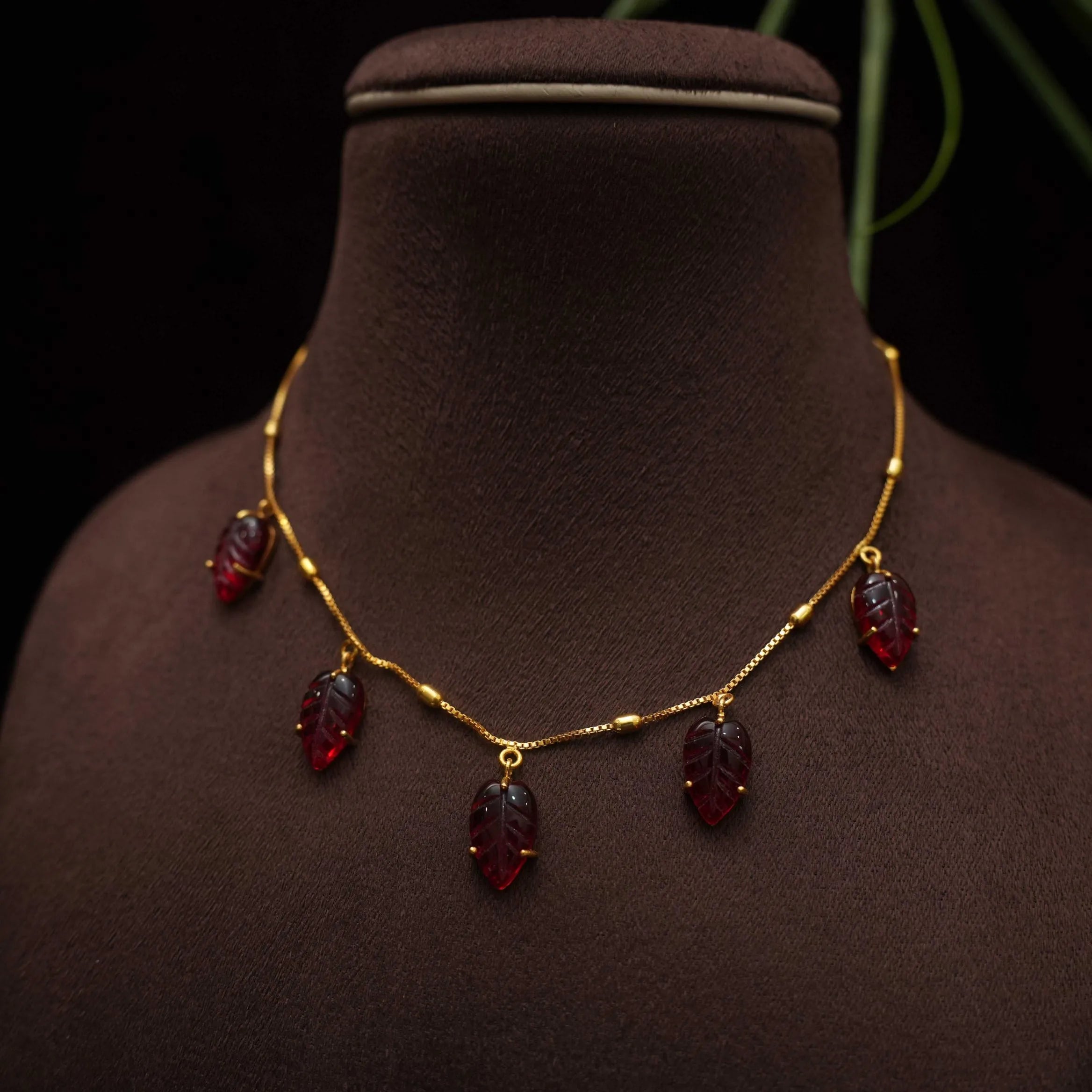 Kalyani Minimalistic Necklace - Red