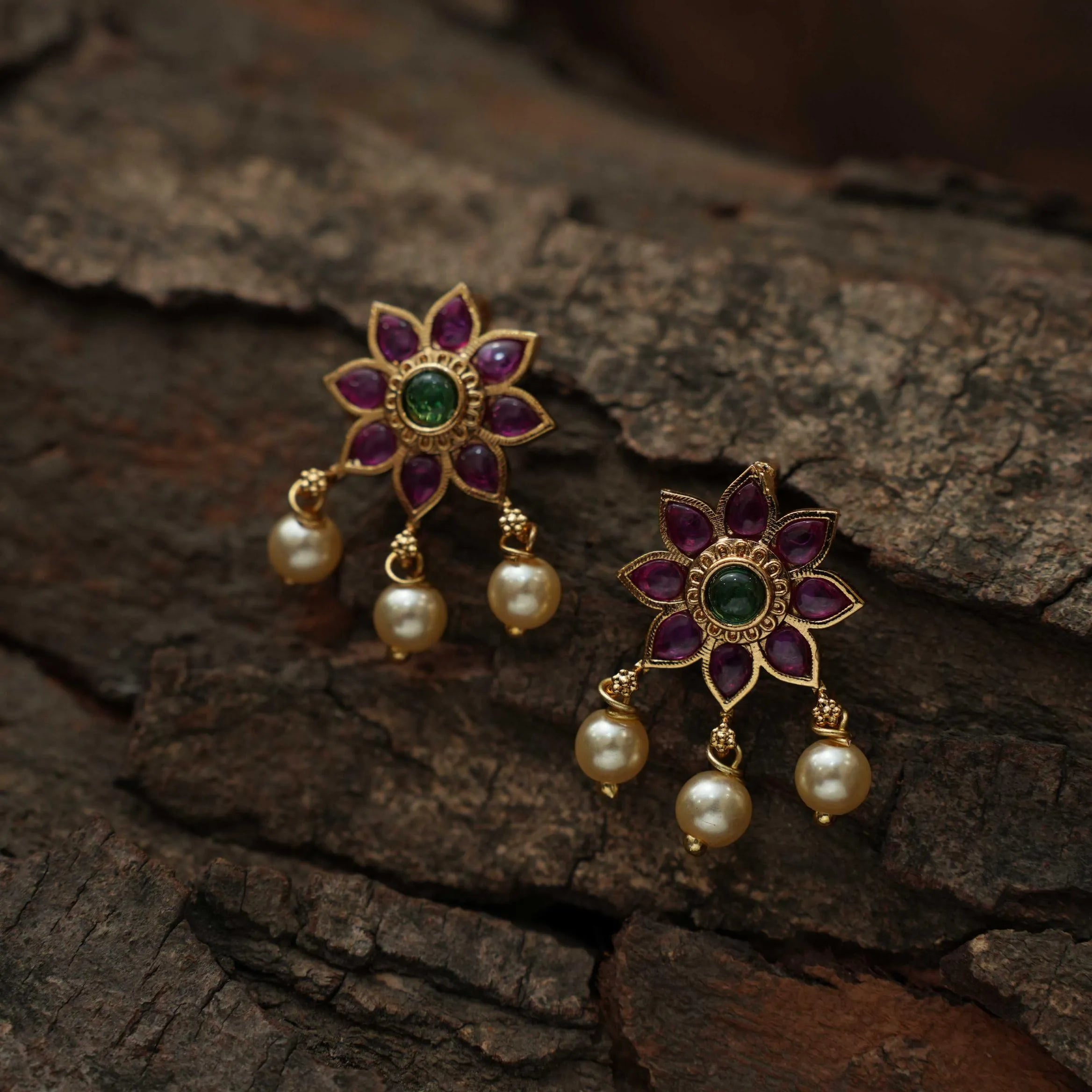 Kana Antique Ear Stud