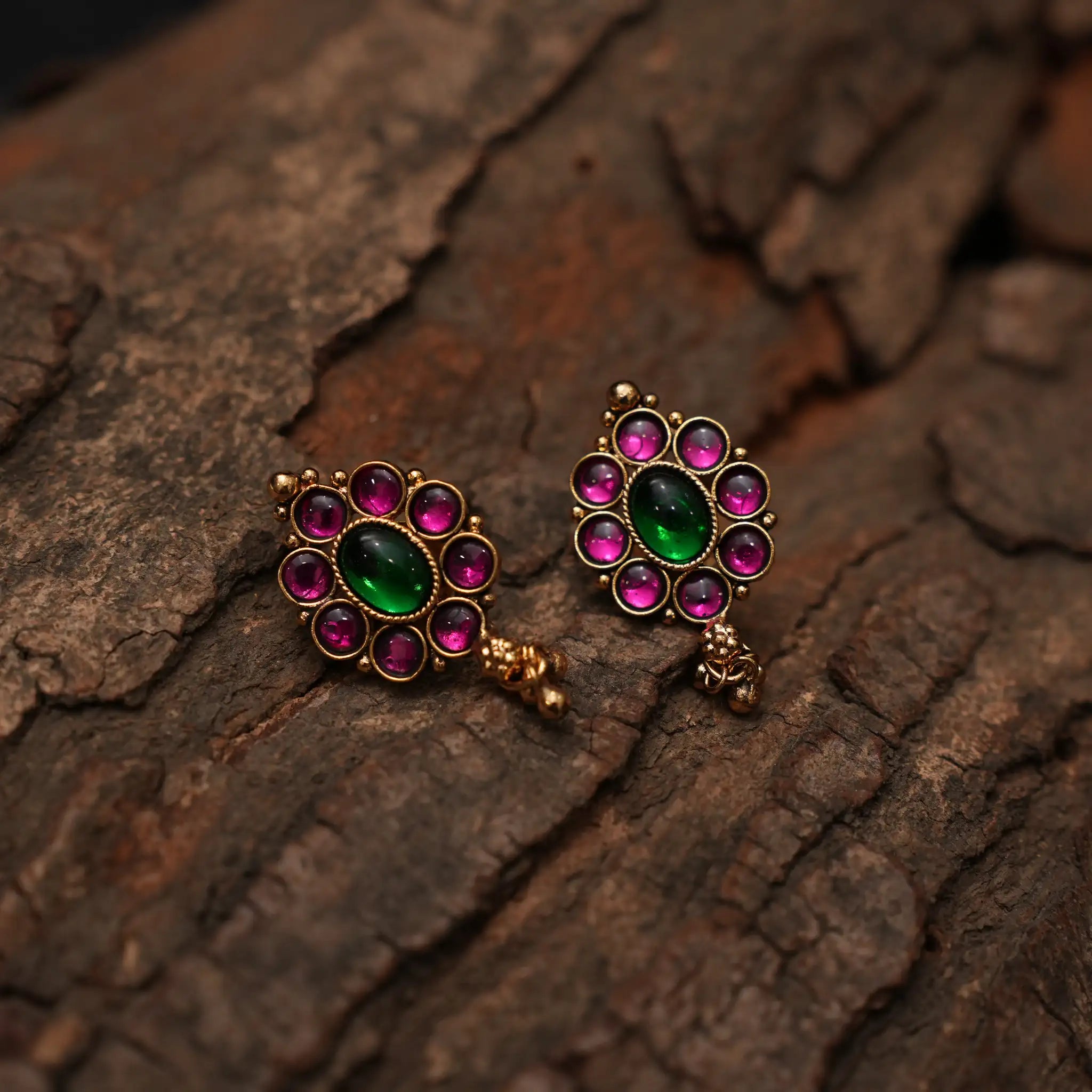 Kanika Antique Nagas Ear Stud - Reddish Pink