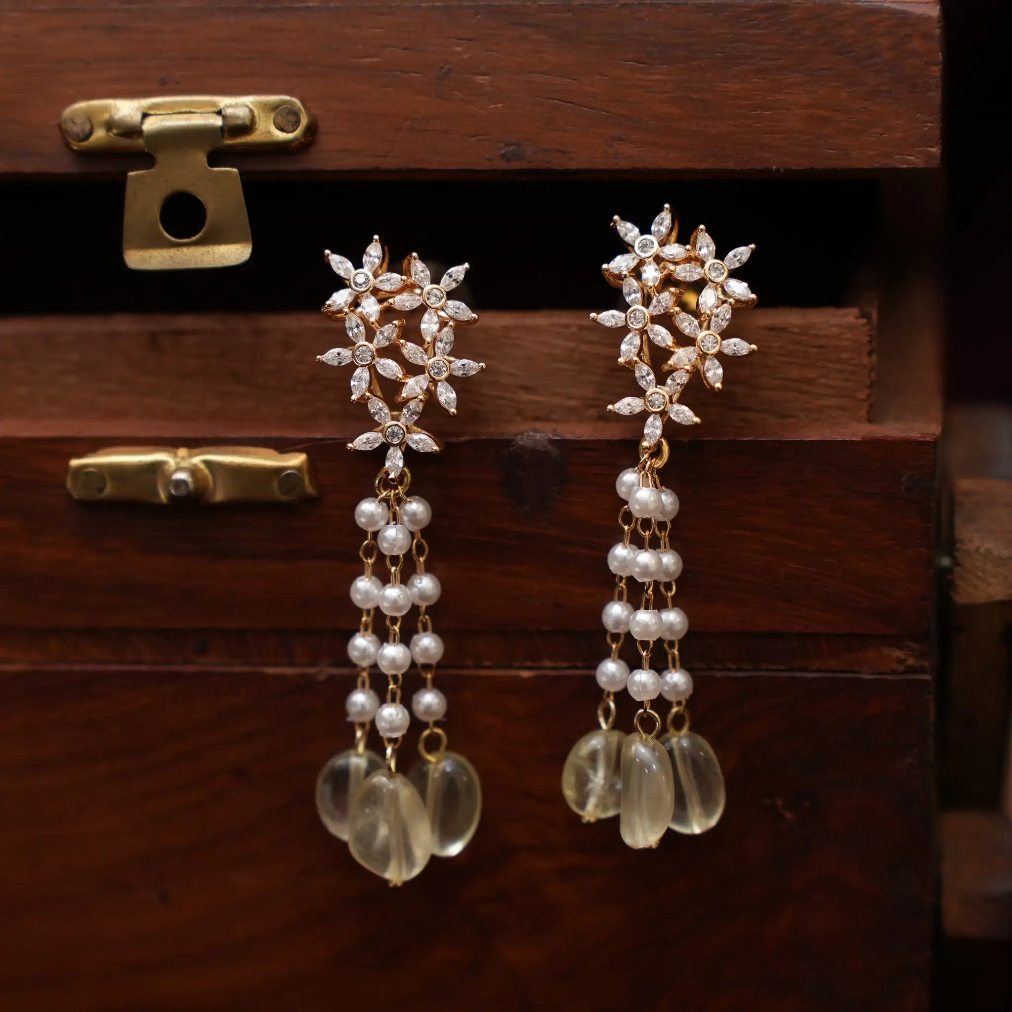 Kanksi Zircon Earrings