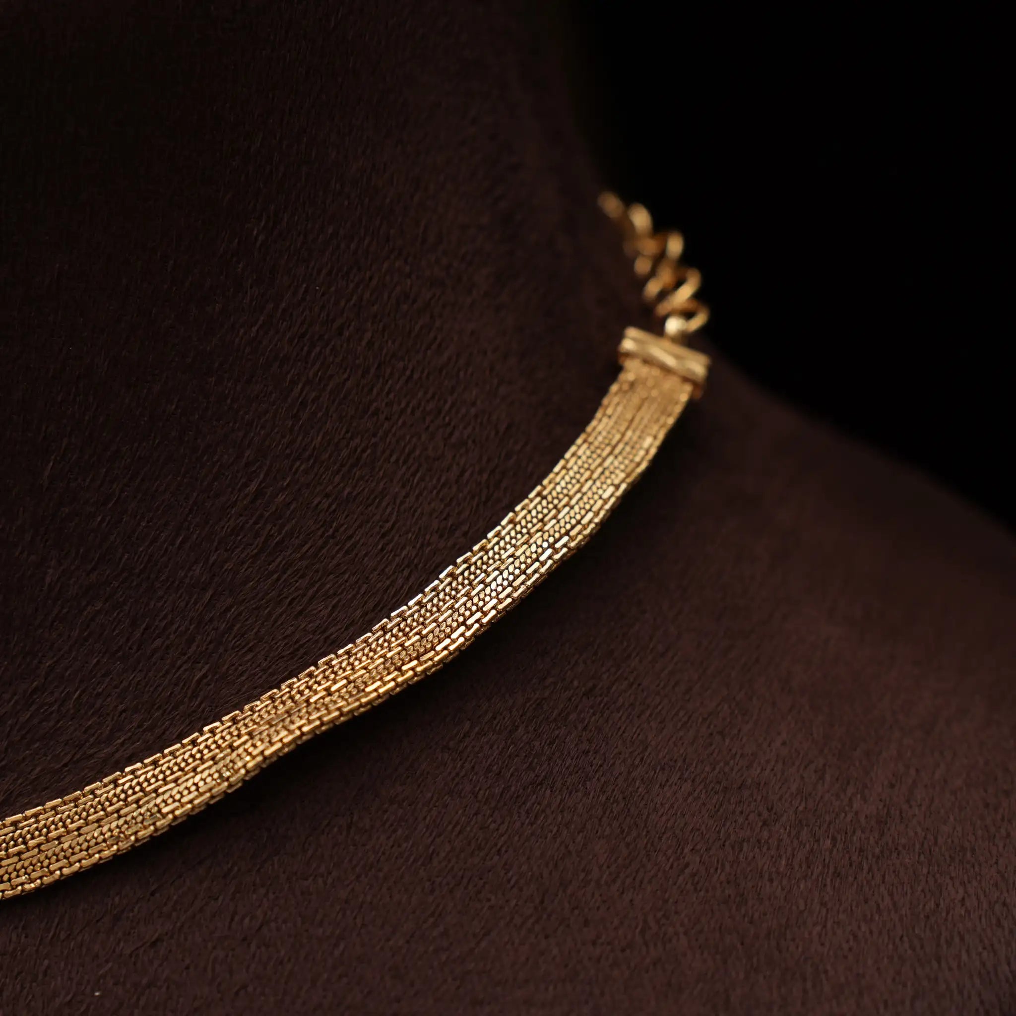 Kaviya Antique Necklace - Blue & White