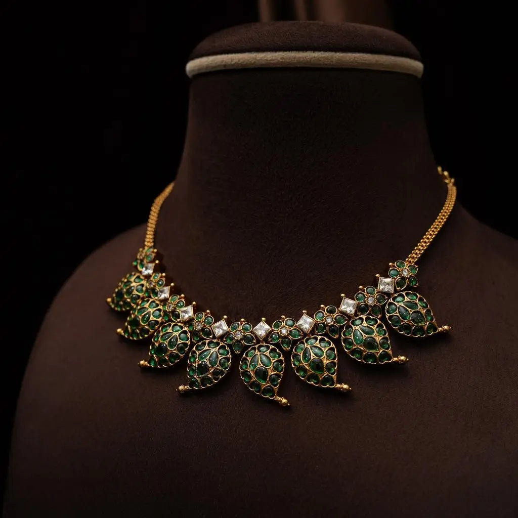 Ketaki Antique Mango Neckace - Green
