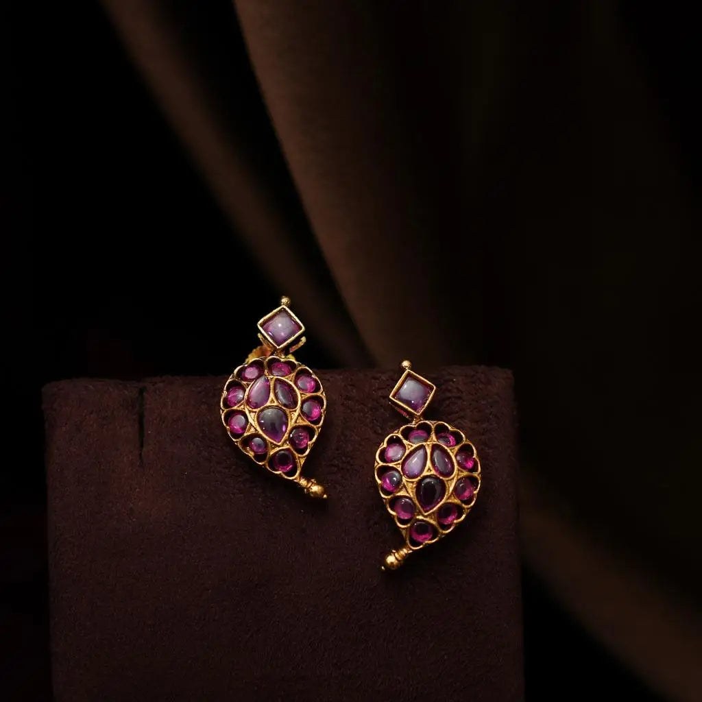 Ketaki Antique Mango Neckace - Red