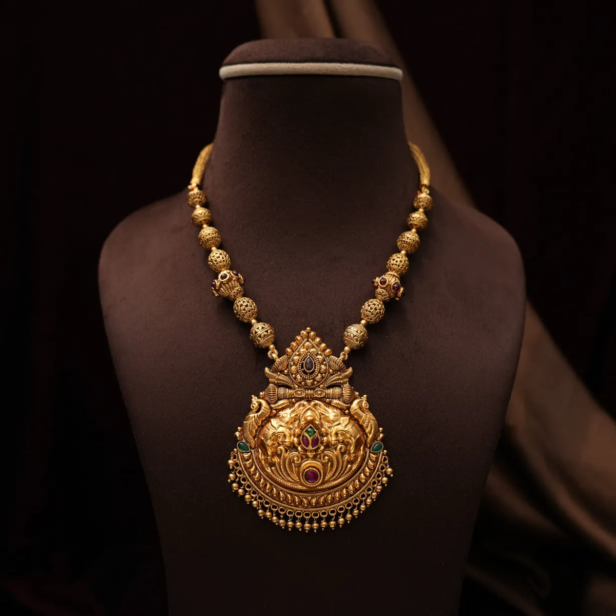 Kripa Antique Necklace - Red & Green