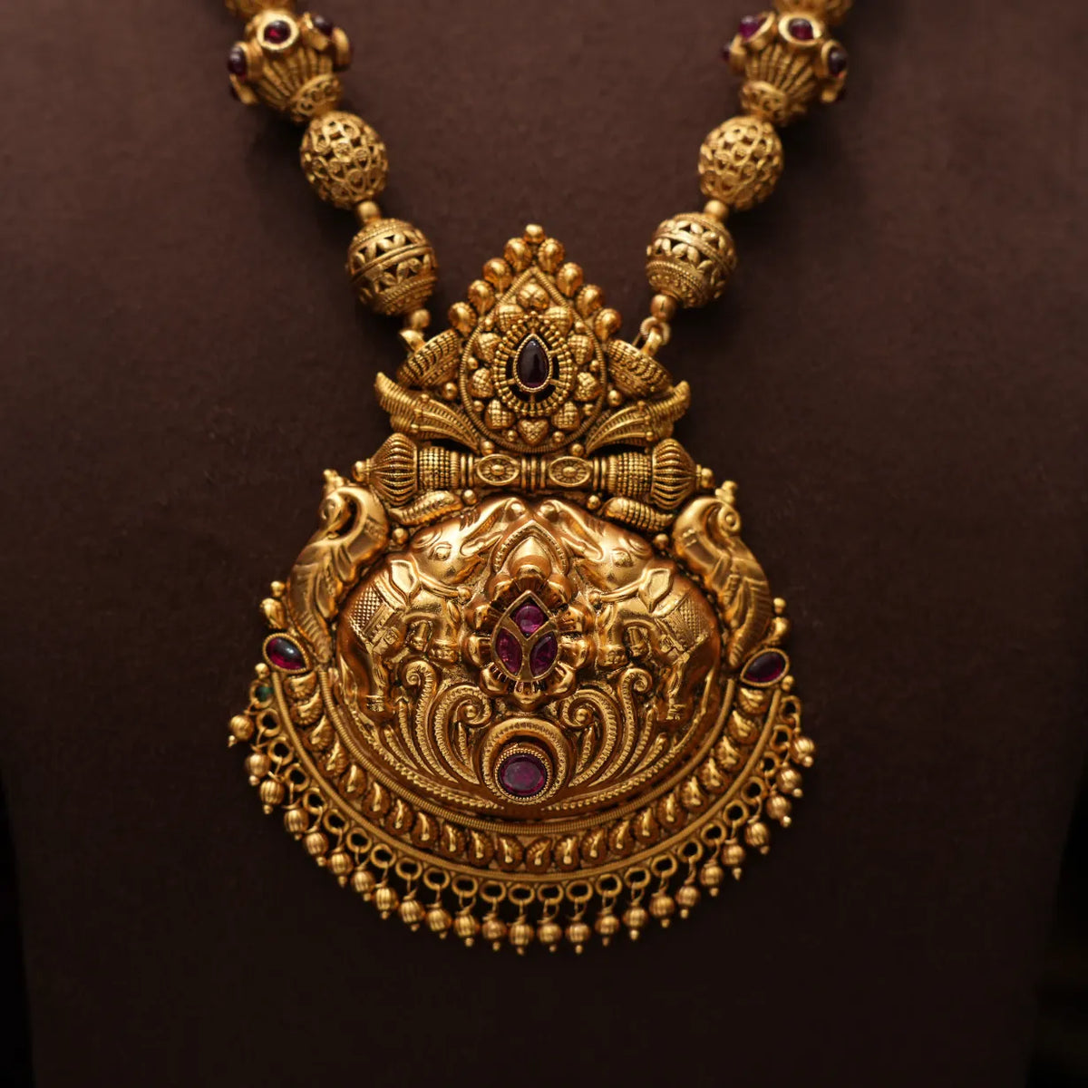 Kripa Antique Necklace - Red