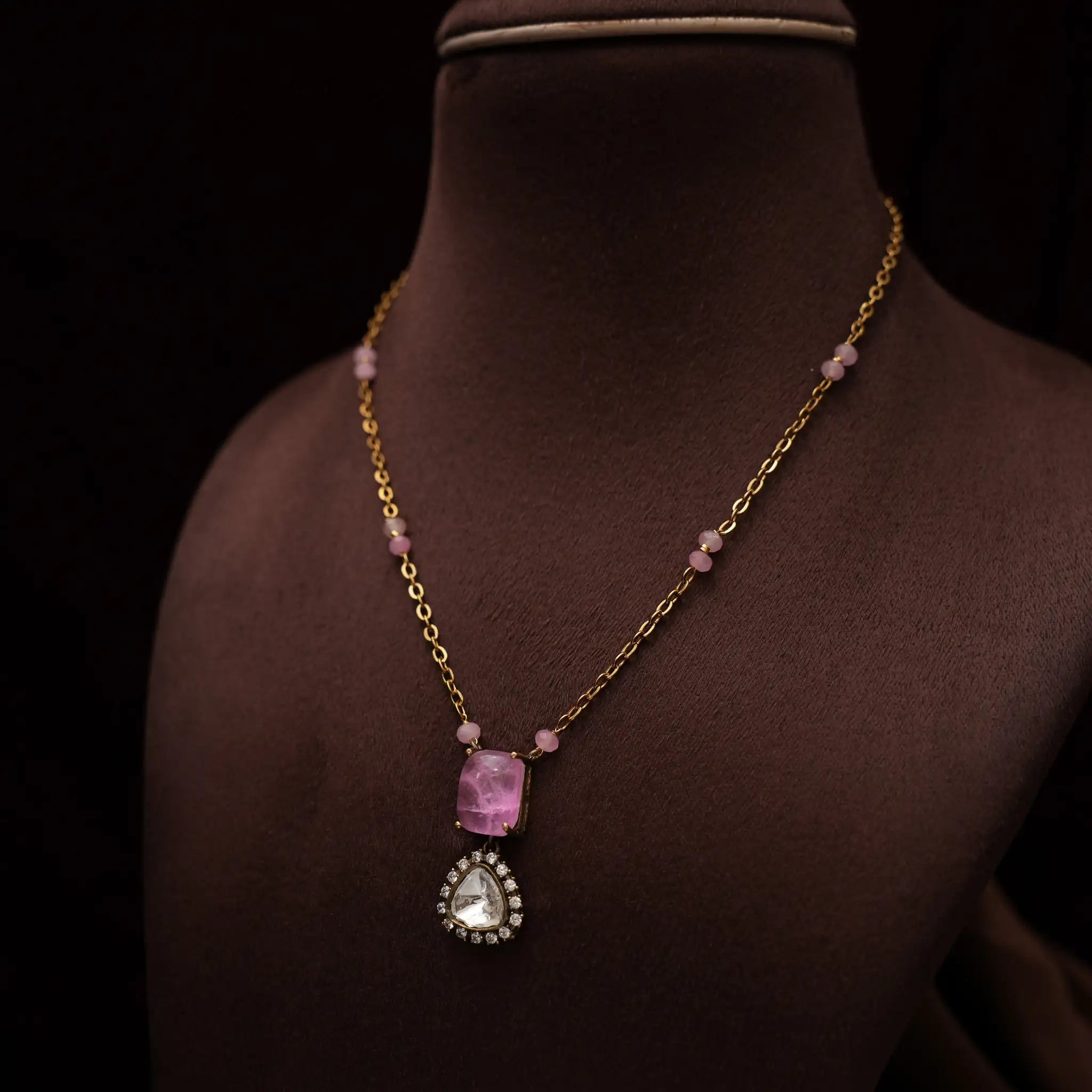 Kritay Victorian Minimal Necklace - Pastel Pink