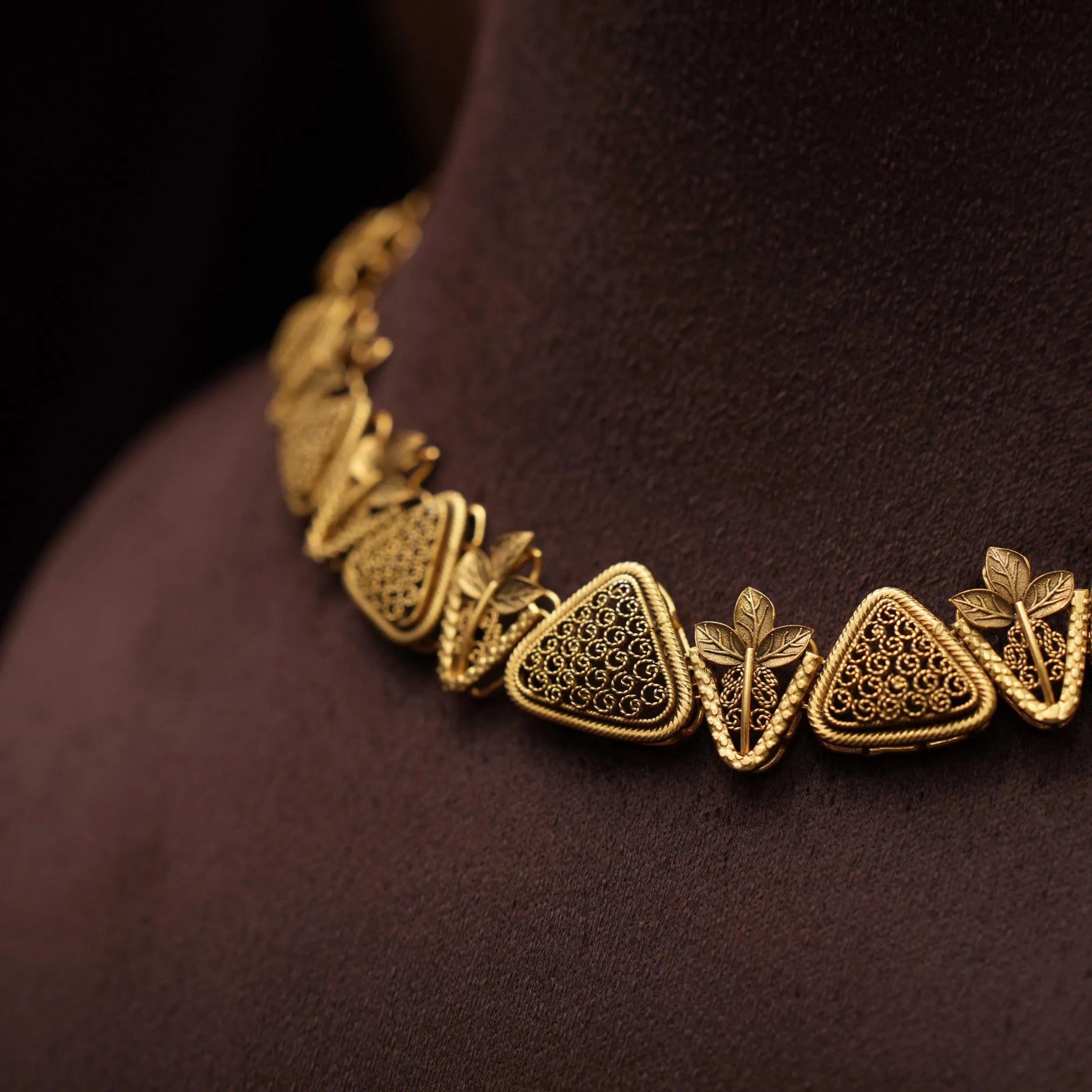 Kriti Silver Necklace