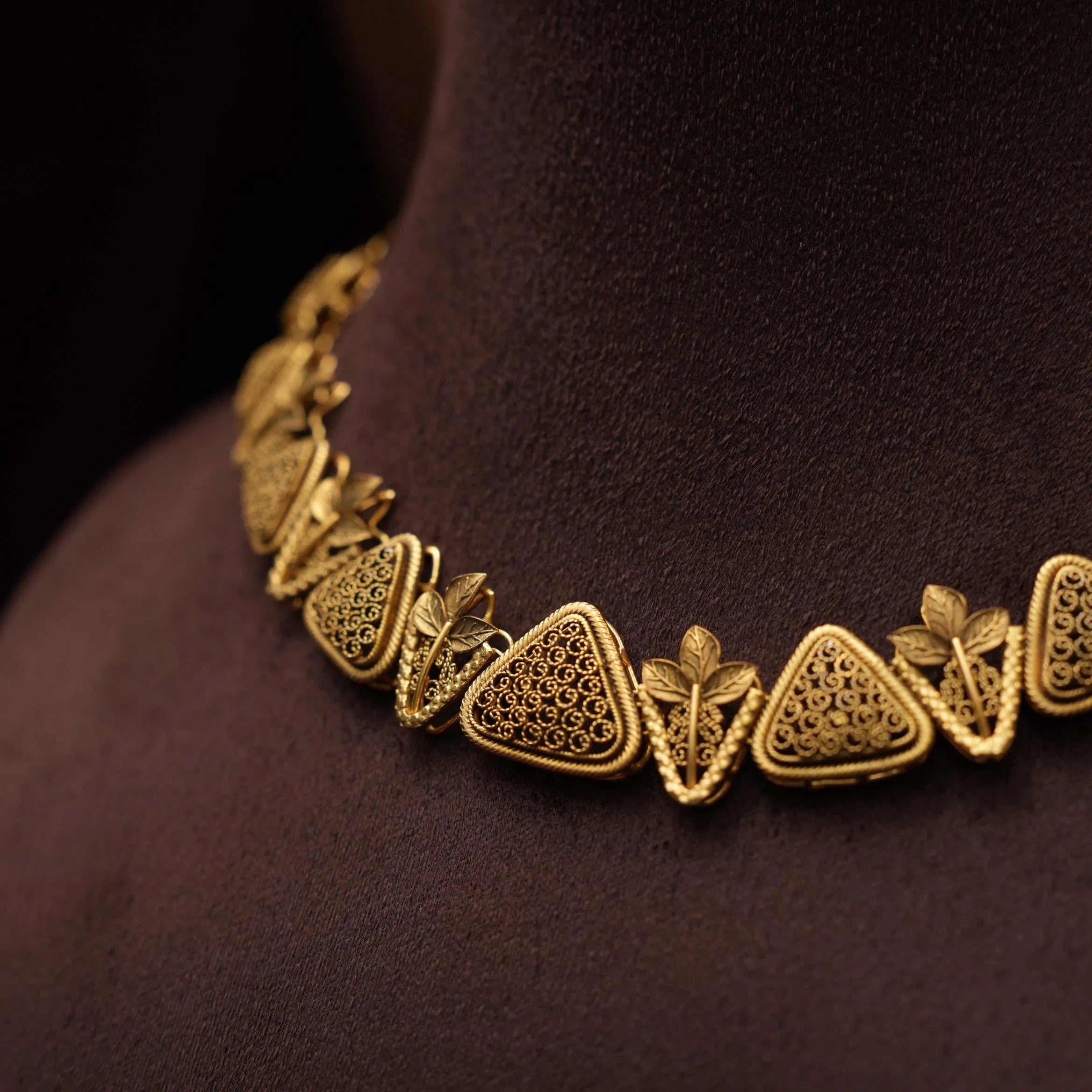 Kriti Silver Necklace