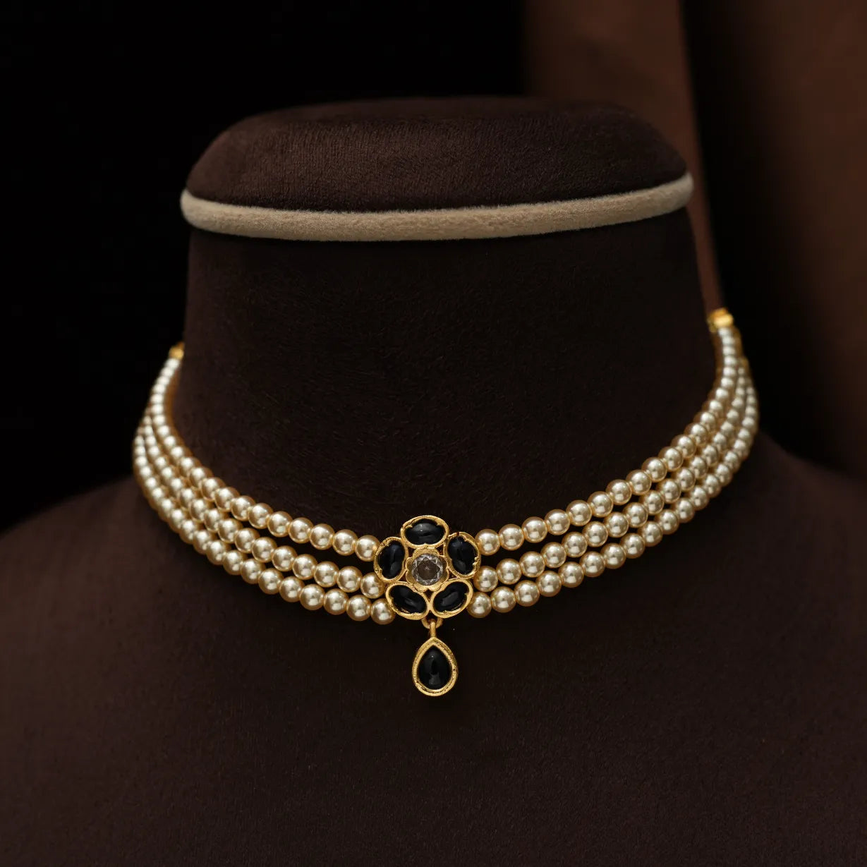Kshirja Pearl Choker - Blue