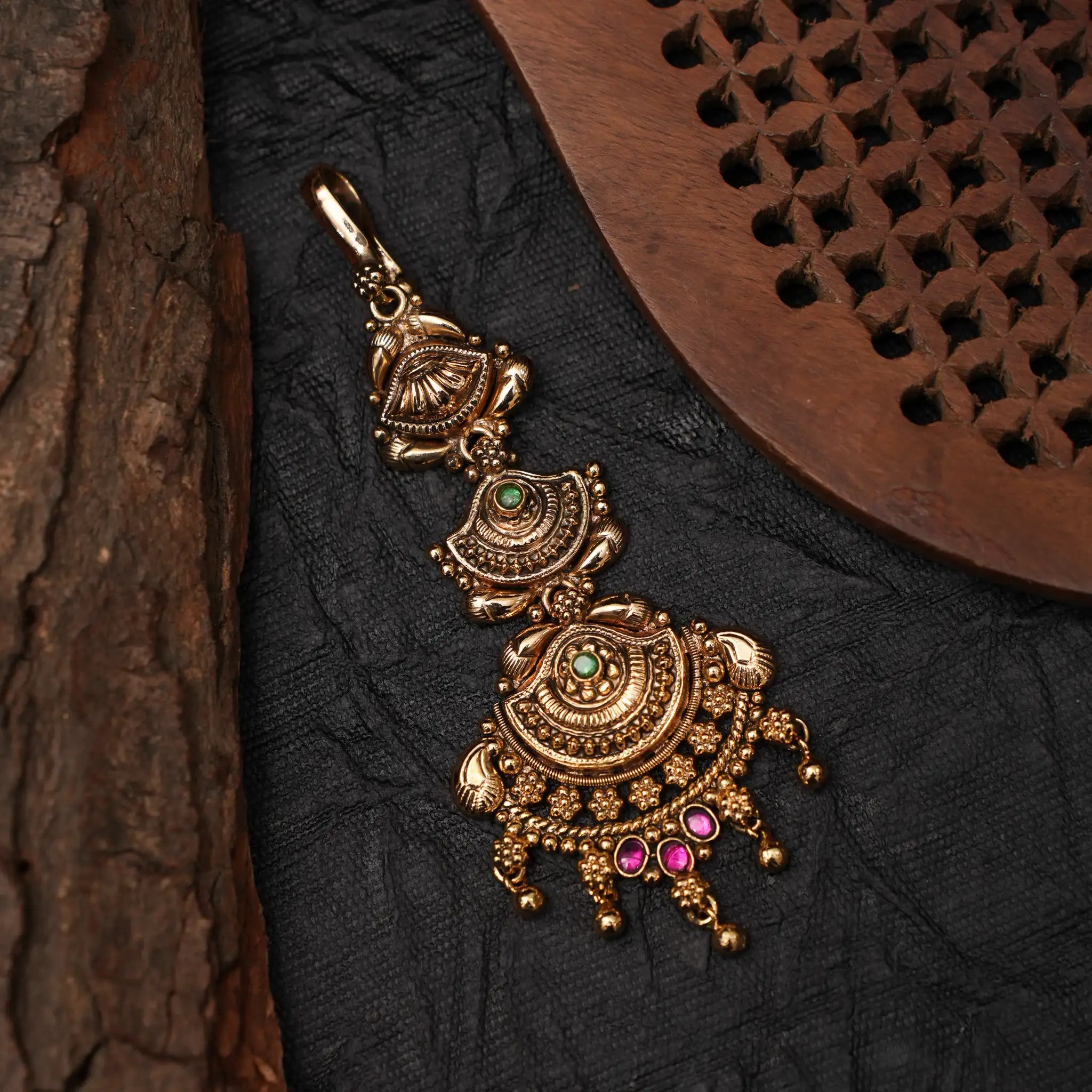 Kupara Antique Nagas Tikka