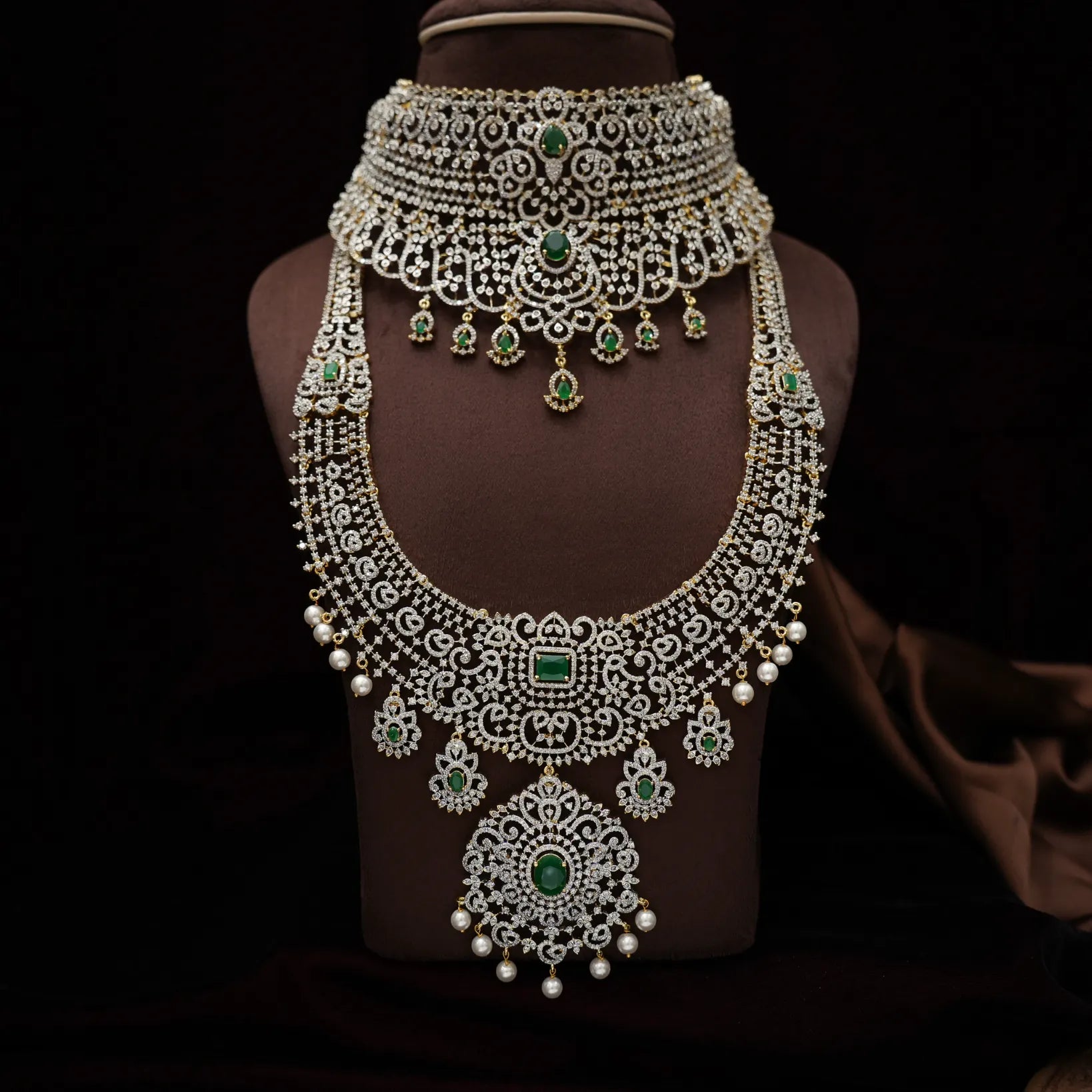 Laghima Zircon Necklace Set