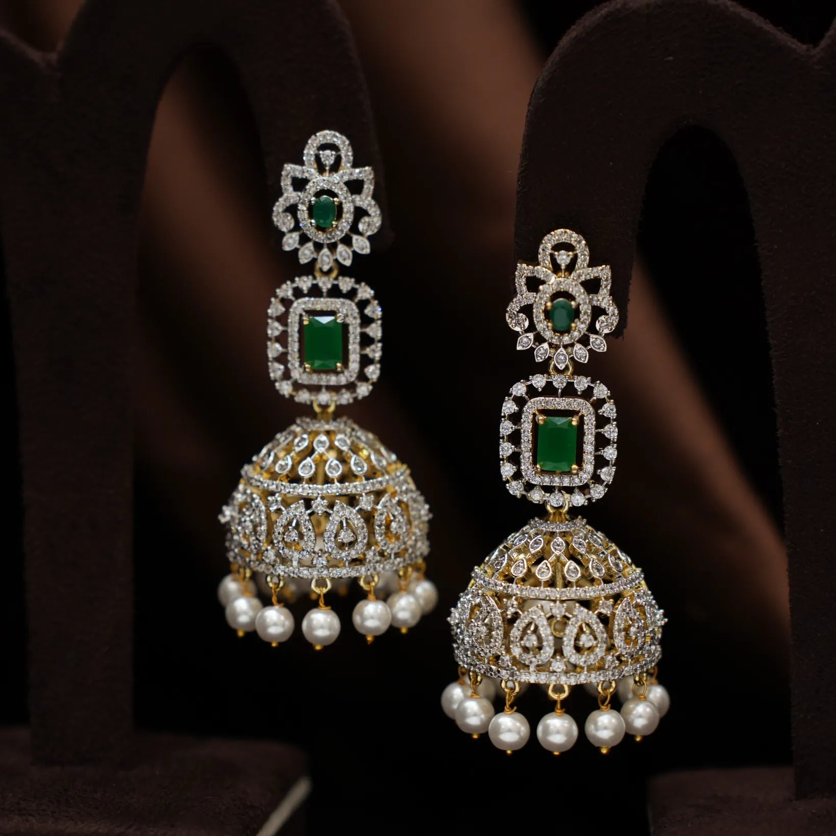 Laghima Zircon Necklace Set