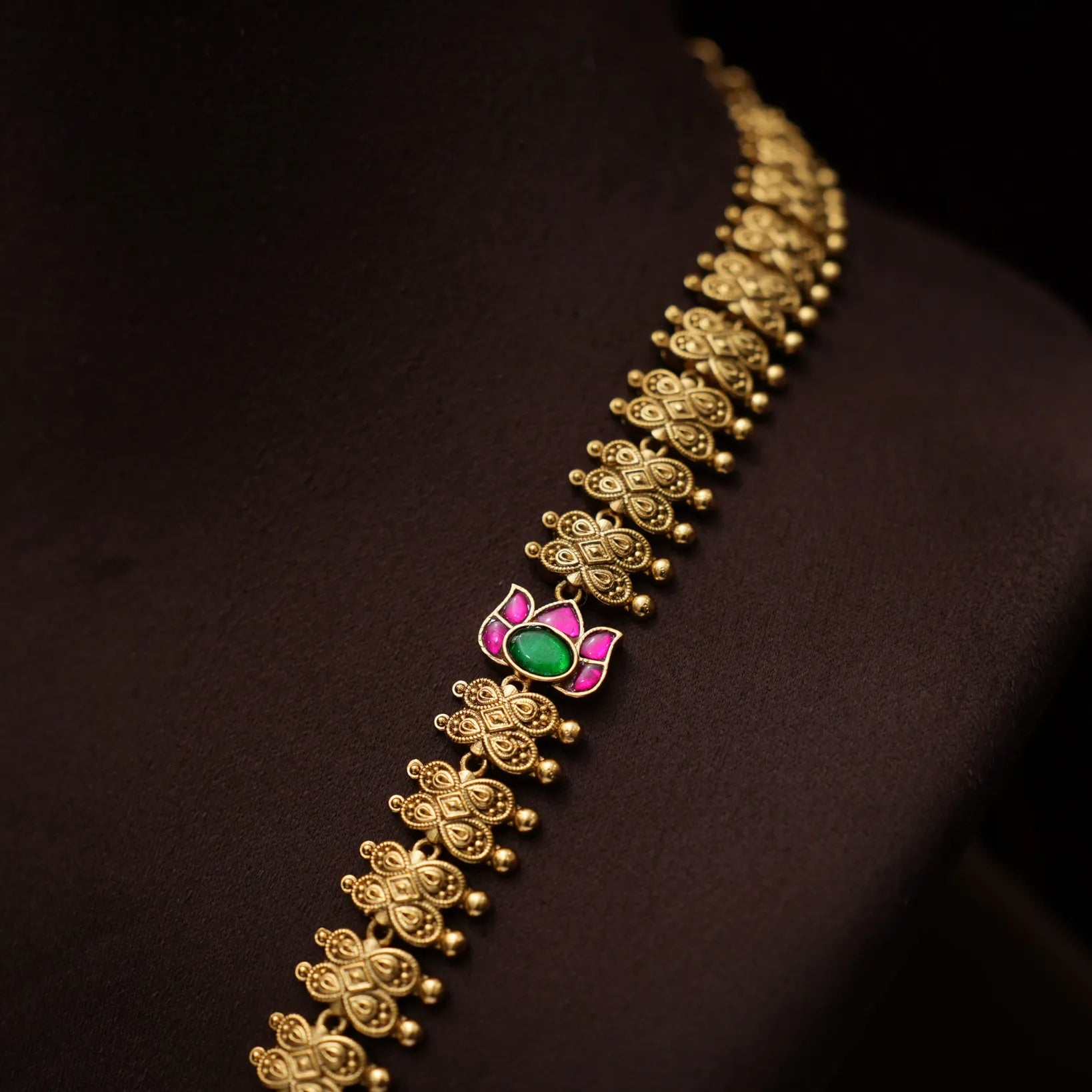 Laranya Antique Necklace - Mae