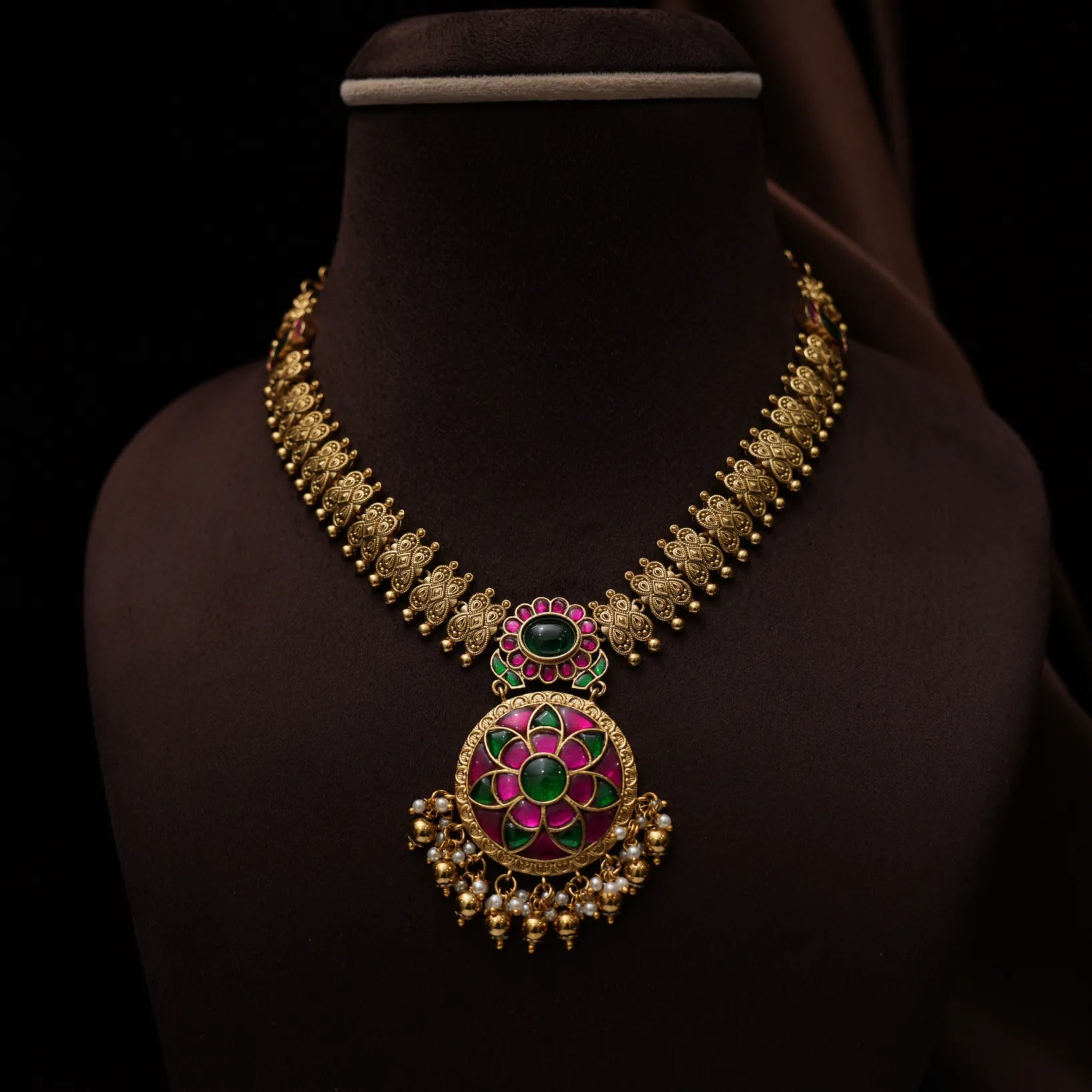 Laranya Antique Necklace - Uma